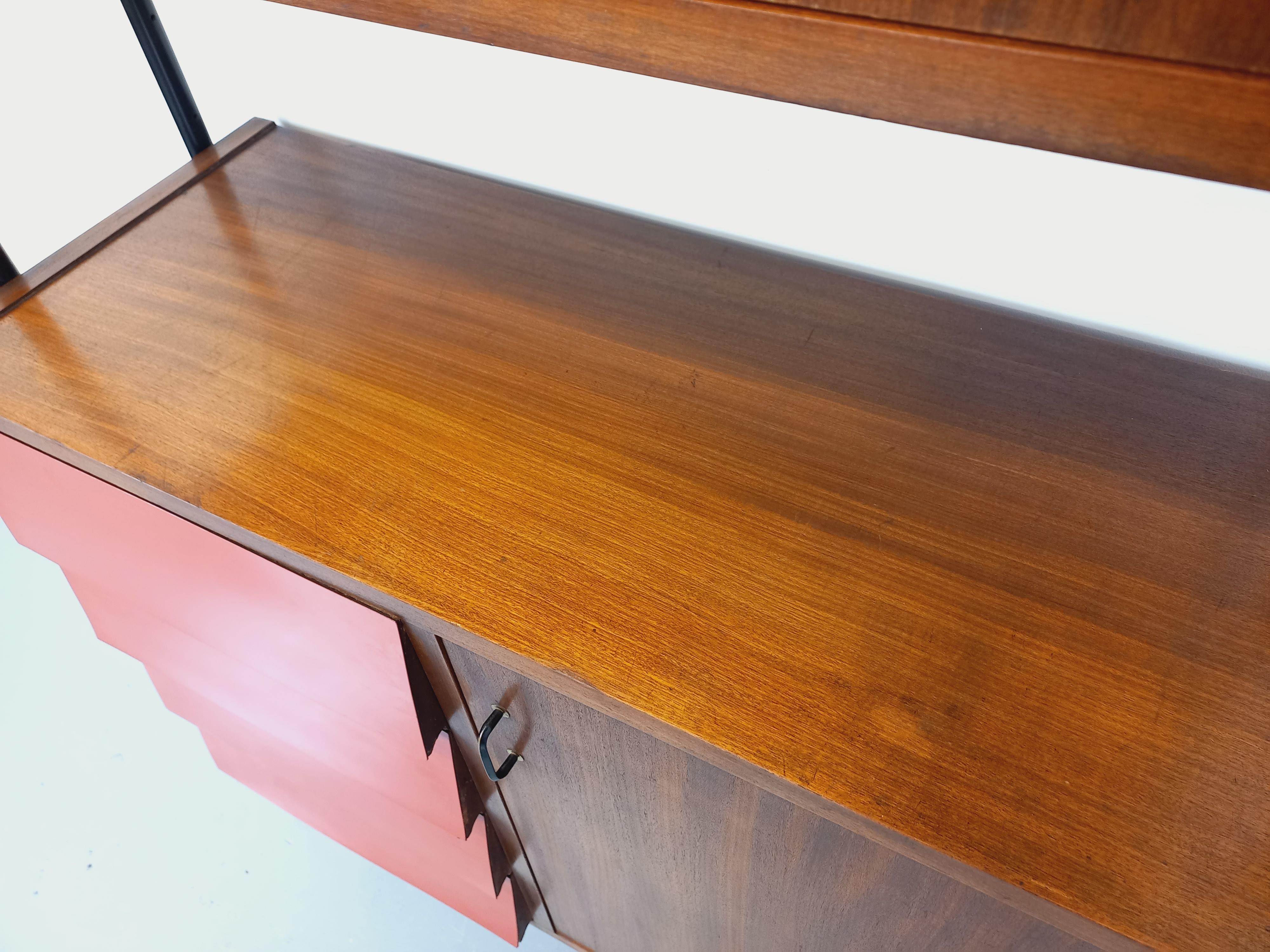 Bibliothèque étagère italienne modulable vintage en teck, métal et mélaminé Metal en venta