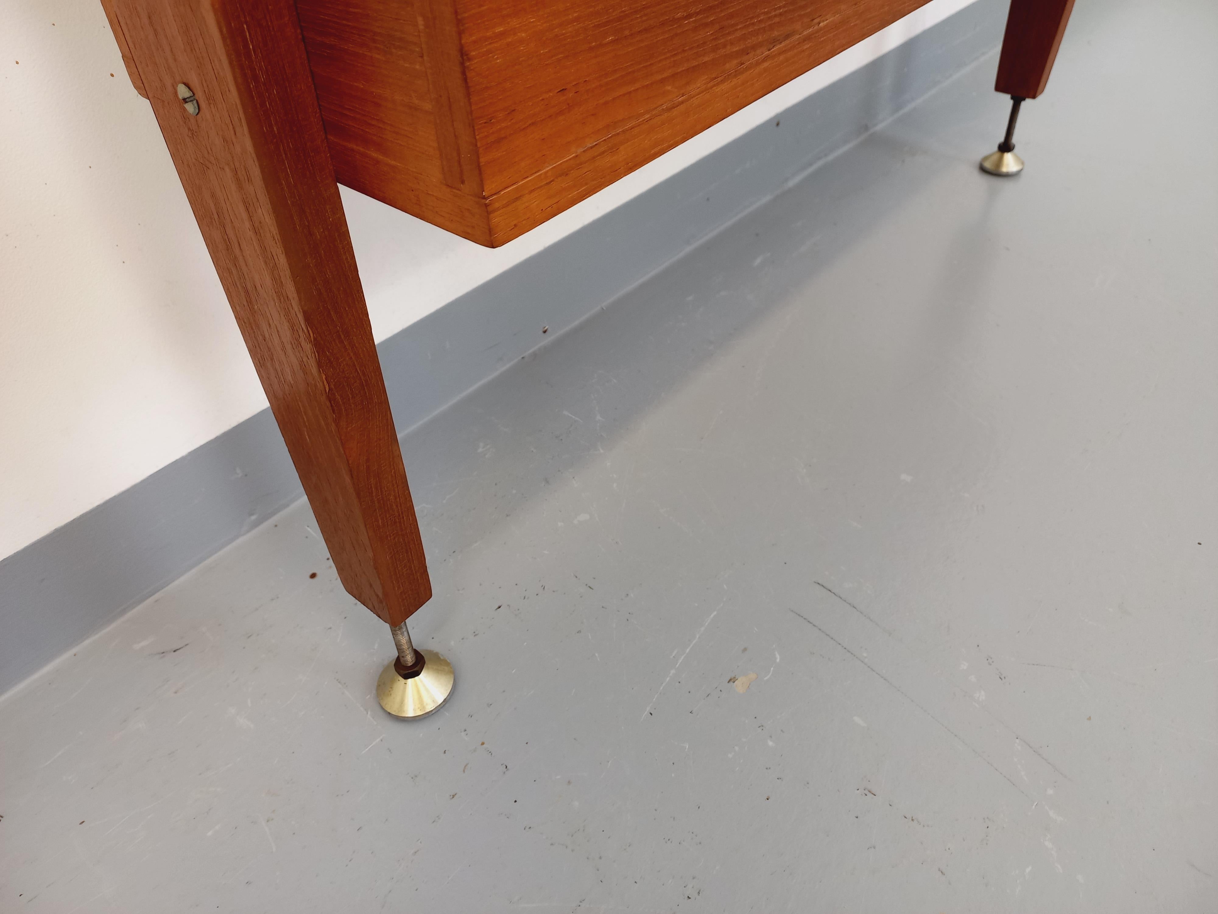 Bibliothèque étagère porte-plante modulable scandinave vintage en teck années 60 12