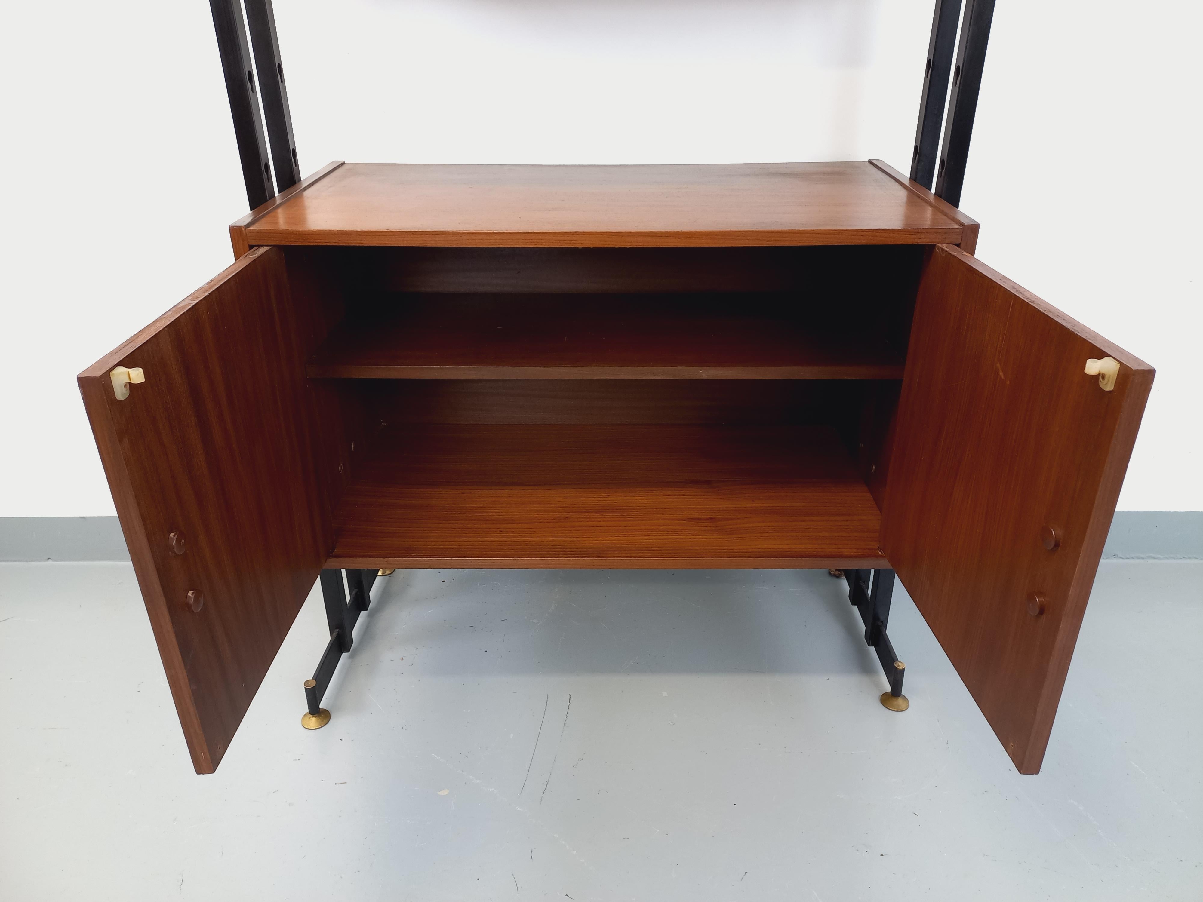 Bibliothèque étagère vintage en teck et métal des années 60 1