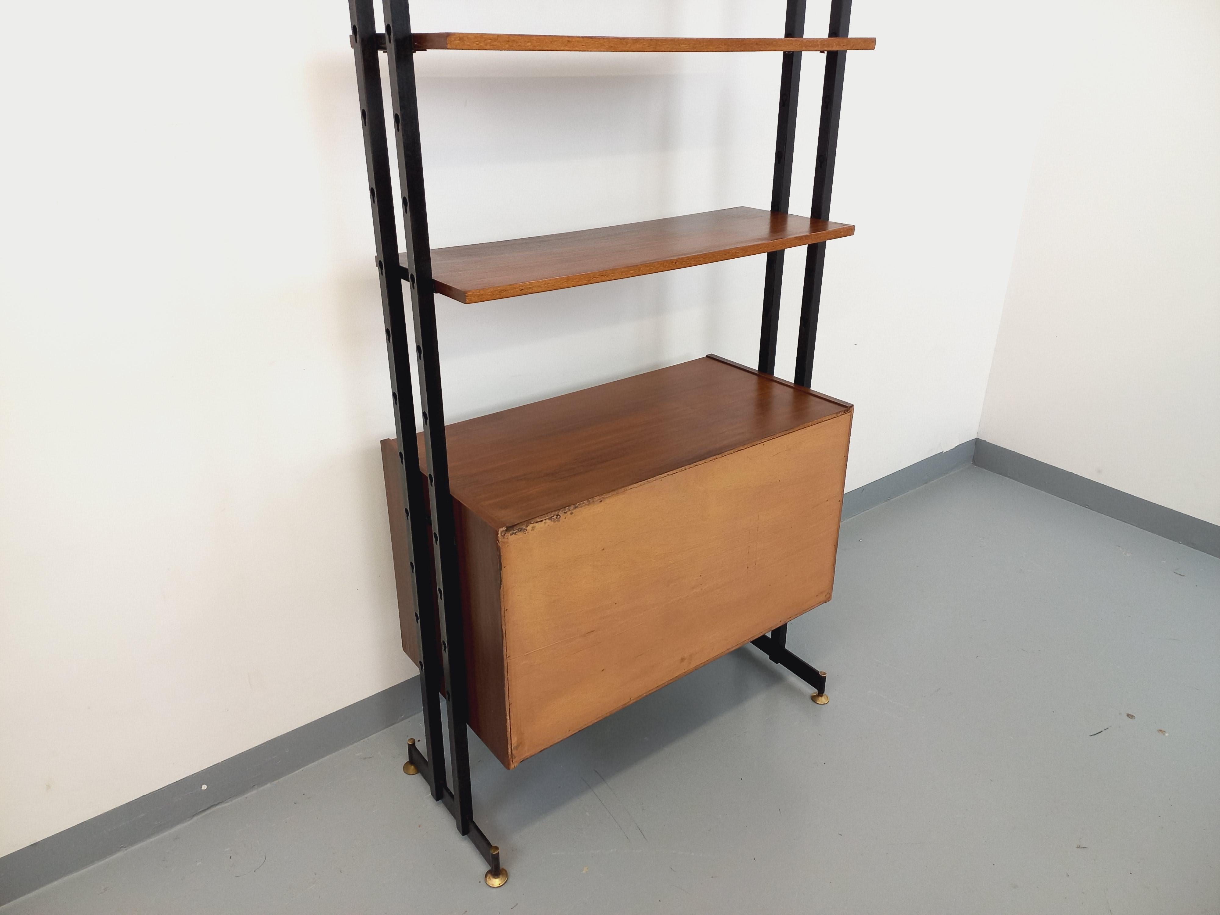 Bibliothèque étagère vintage en teck et métal des années 60 6