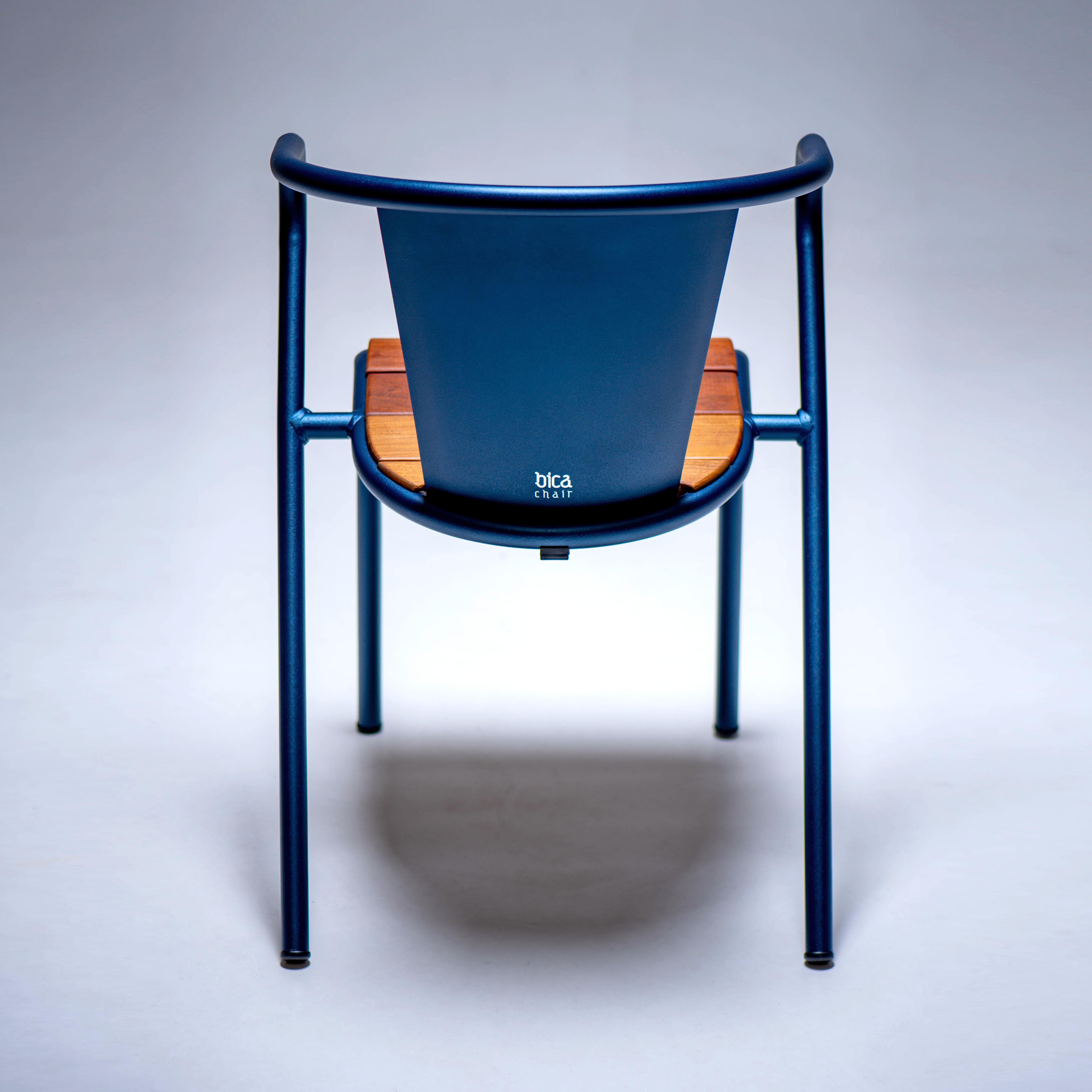 Mid-Century Modern Redesign of the iconic 1950’s Portuguese Chair by Alexandre Caldas - Ipê wood For Sale