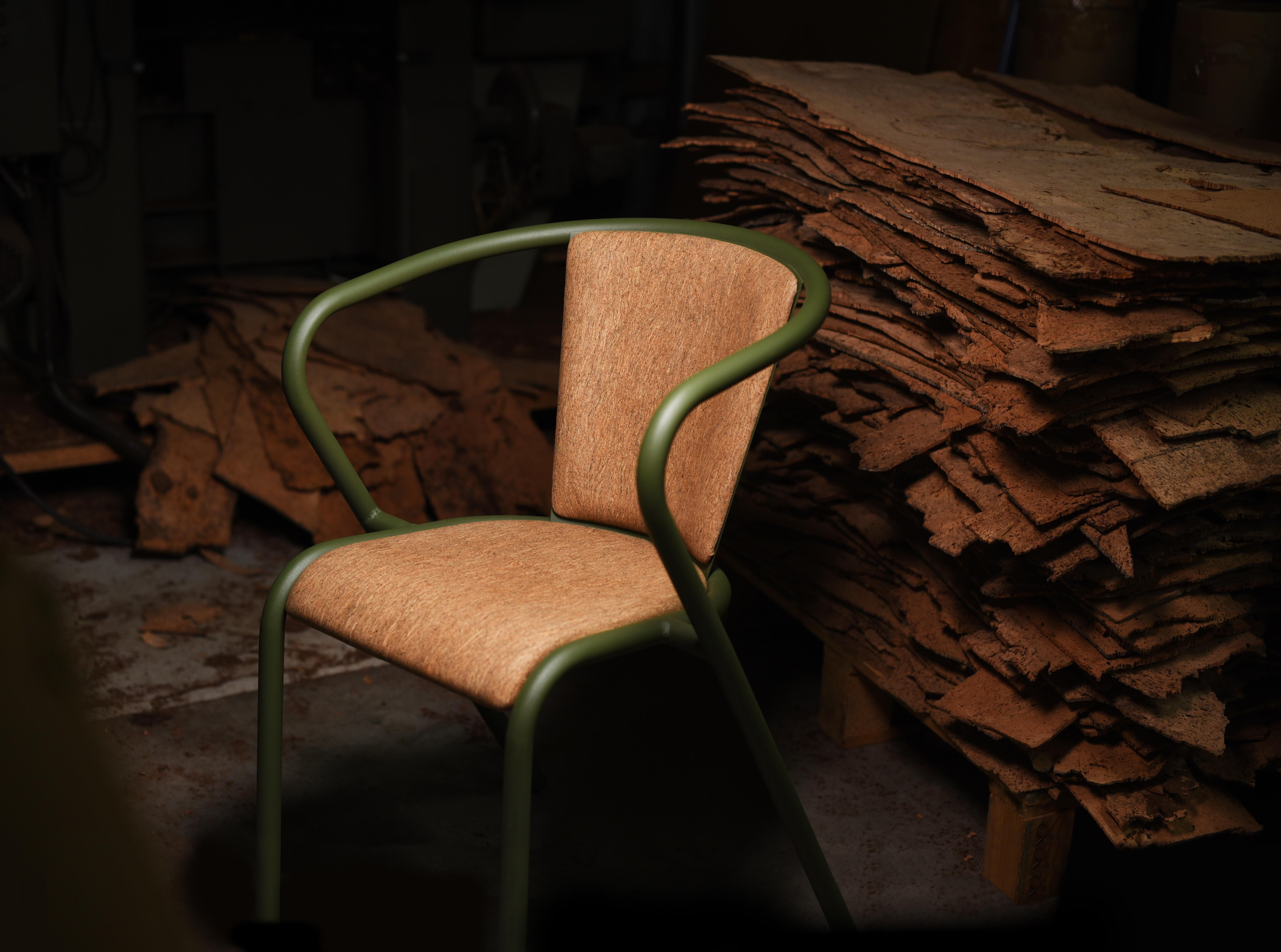 BICAchair Modern Steel Armchair Olive, Upholstery in Natural Cork In New Condition For Sale In Agualva-Cacém, PT