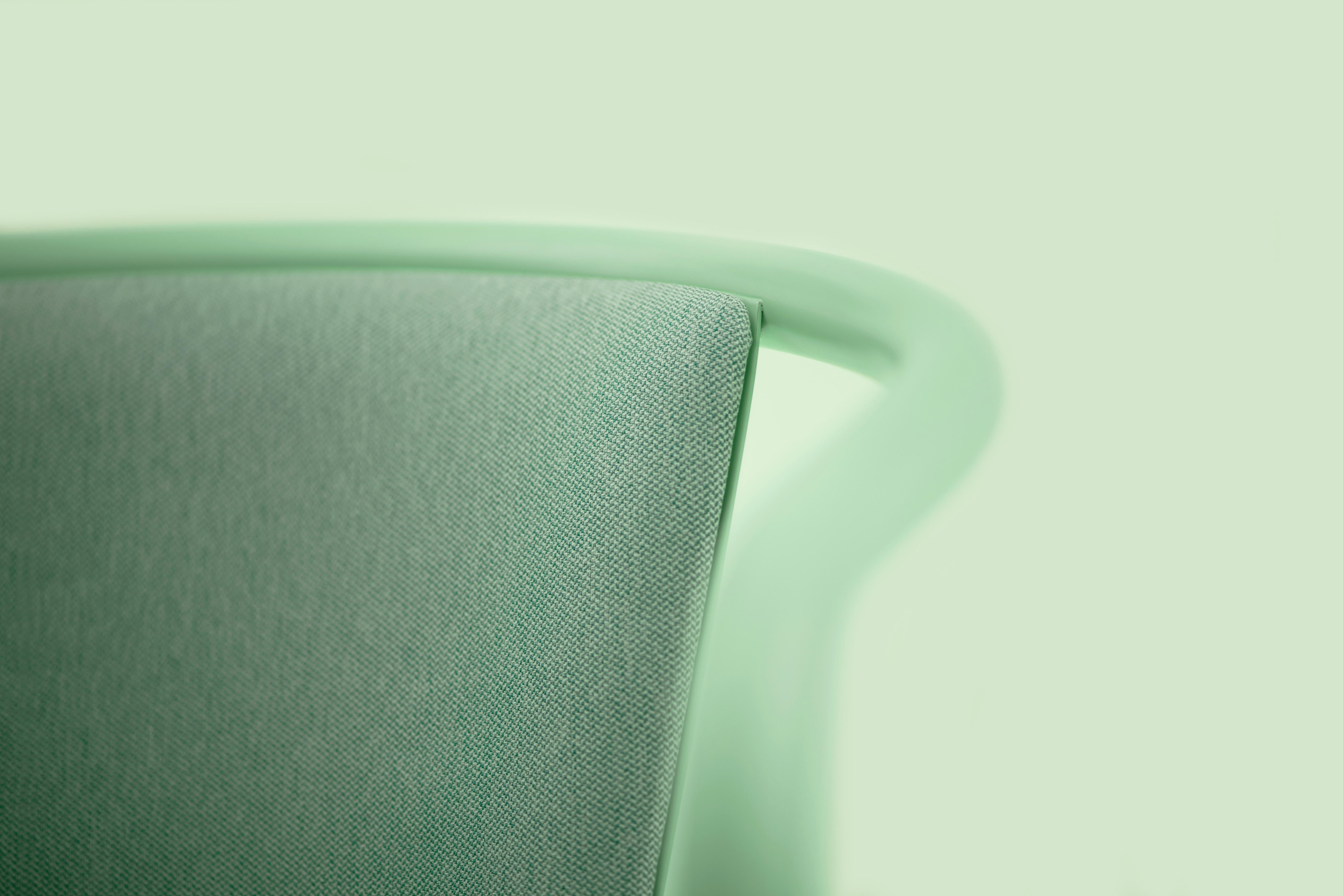 XXIe siècle et contemporain Fauteuil moderne en acier vert pastel BICA, tissu d'ameublement en tissu écologique en vente