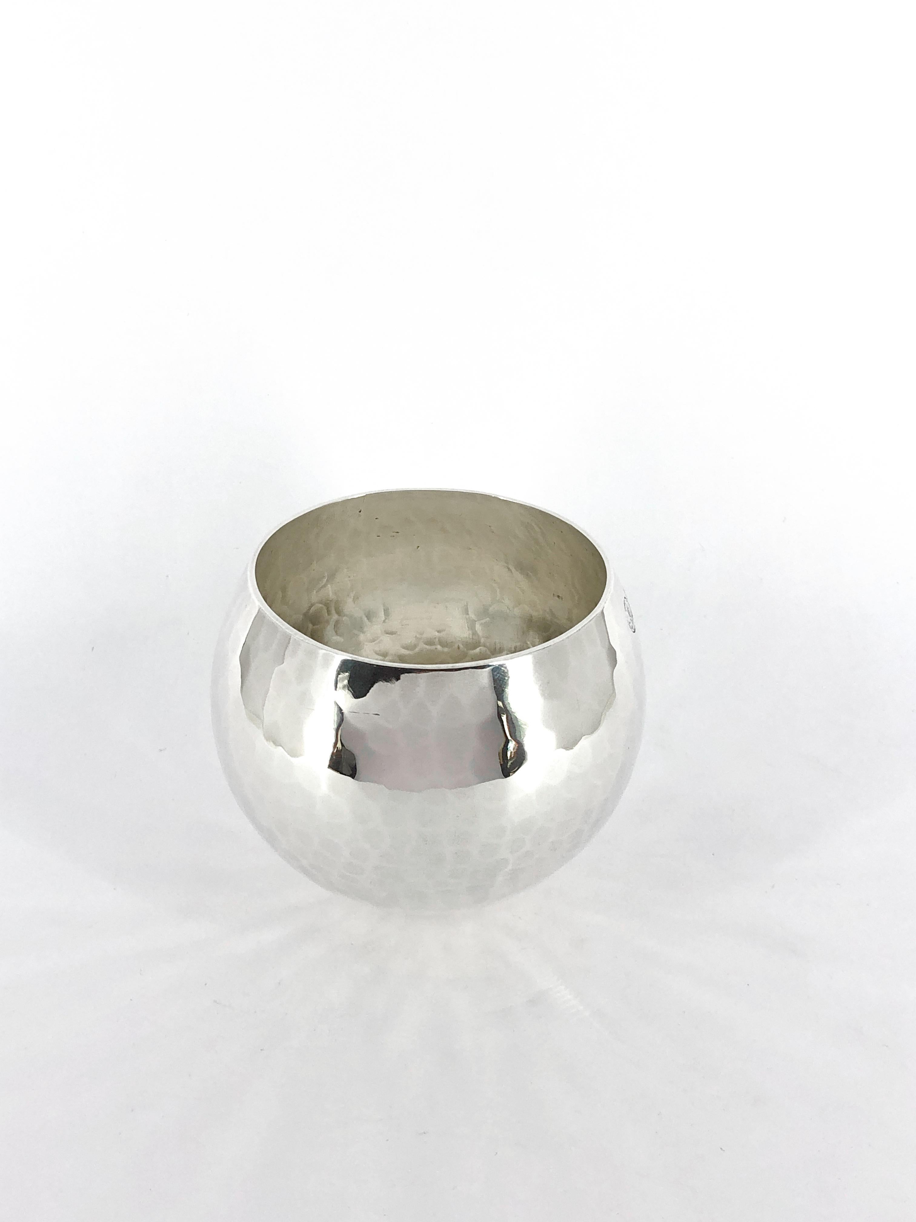 Brandimarte sphere tumbler in 925 sterling silver For Sale 11