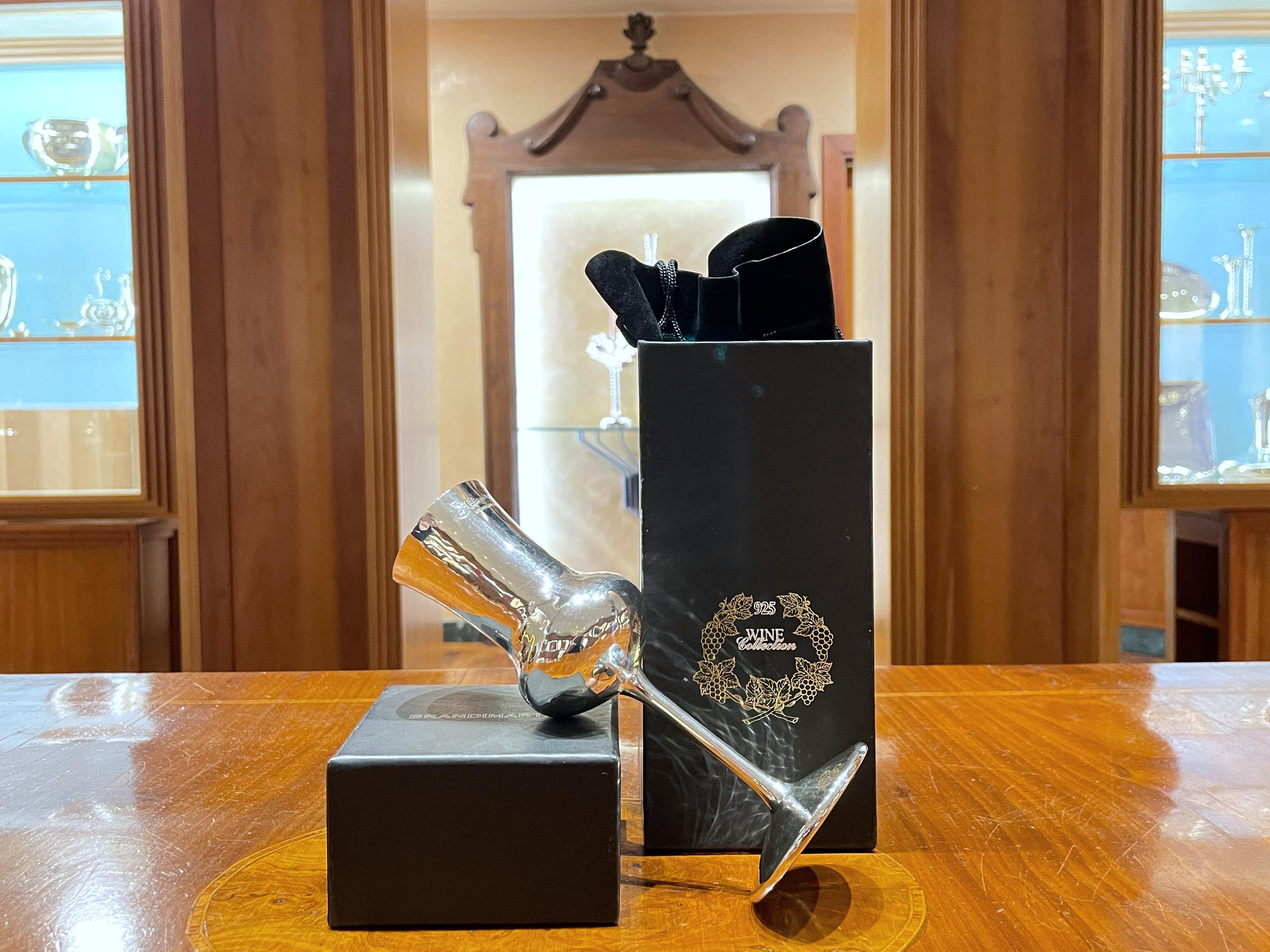 Women's or Men's Brandimarte grappa glass in 925 sterling silver For Sale