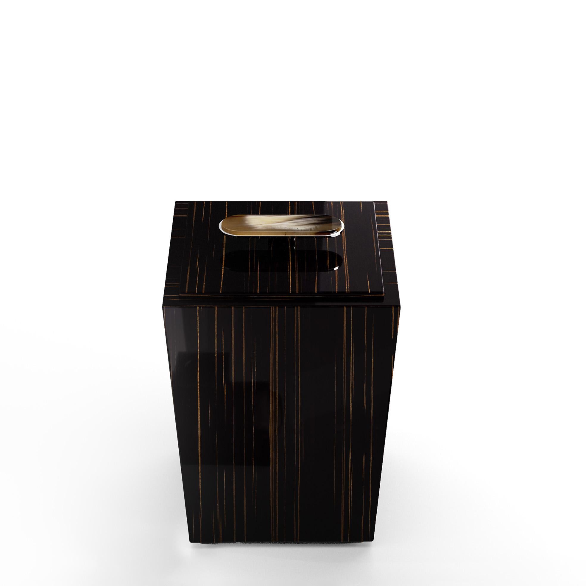 Chrome Bicco Waste Paper Basket in Black Lacquered Wood and Corno Italiano, Mod. 2426 For Sale