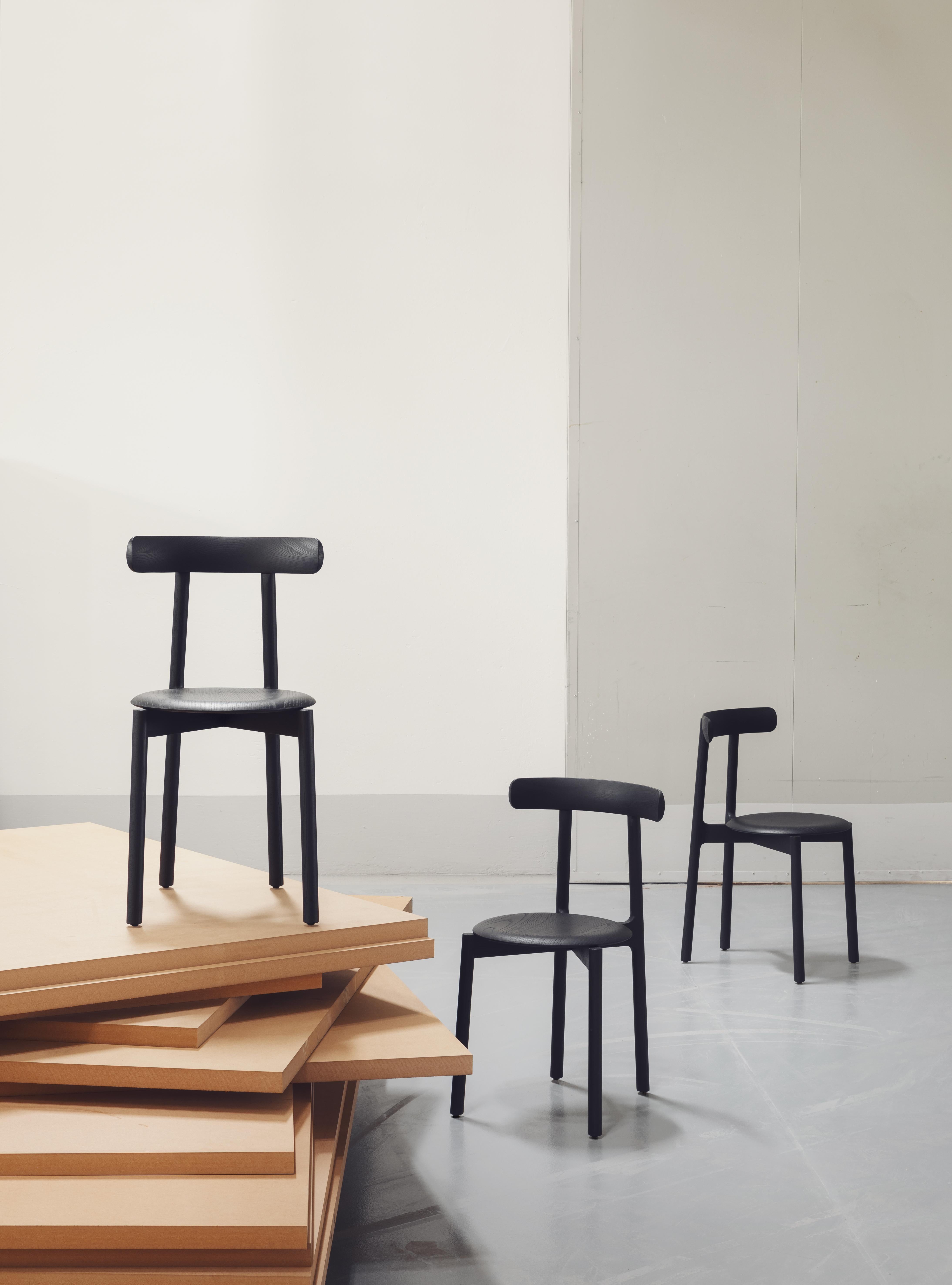 Biceis a slim and sometimes unusual chair. Its essential design is juxtaposed by its flap-ears backrest, which balances and characterises its structure.

Miniforms is a furniture designer based in Venice.
Or rather. Miniforms is a bizarre kind
