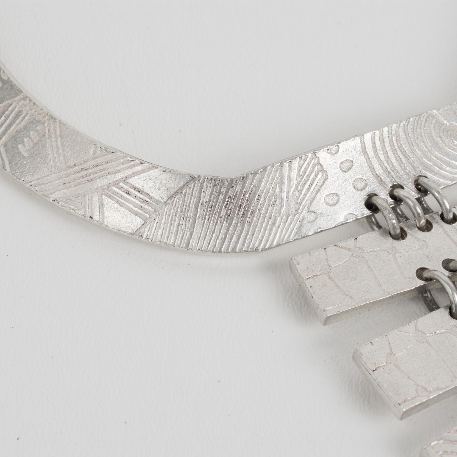 Biche de Bere Paris Graffiti Collier à maillons argentés en édition limitée en vente 6