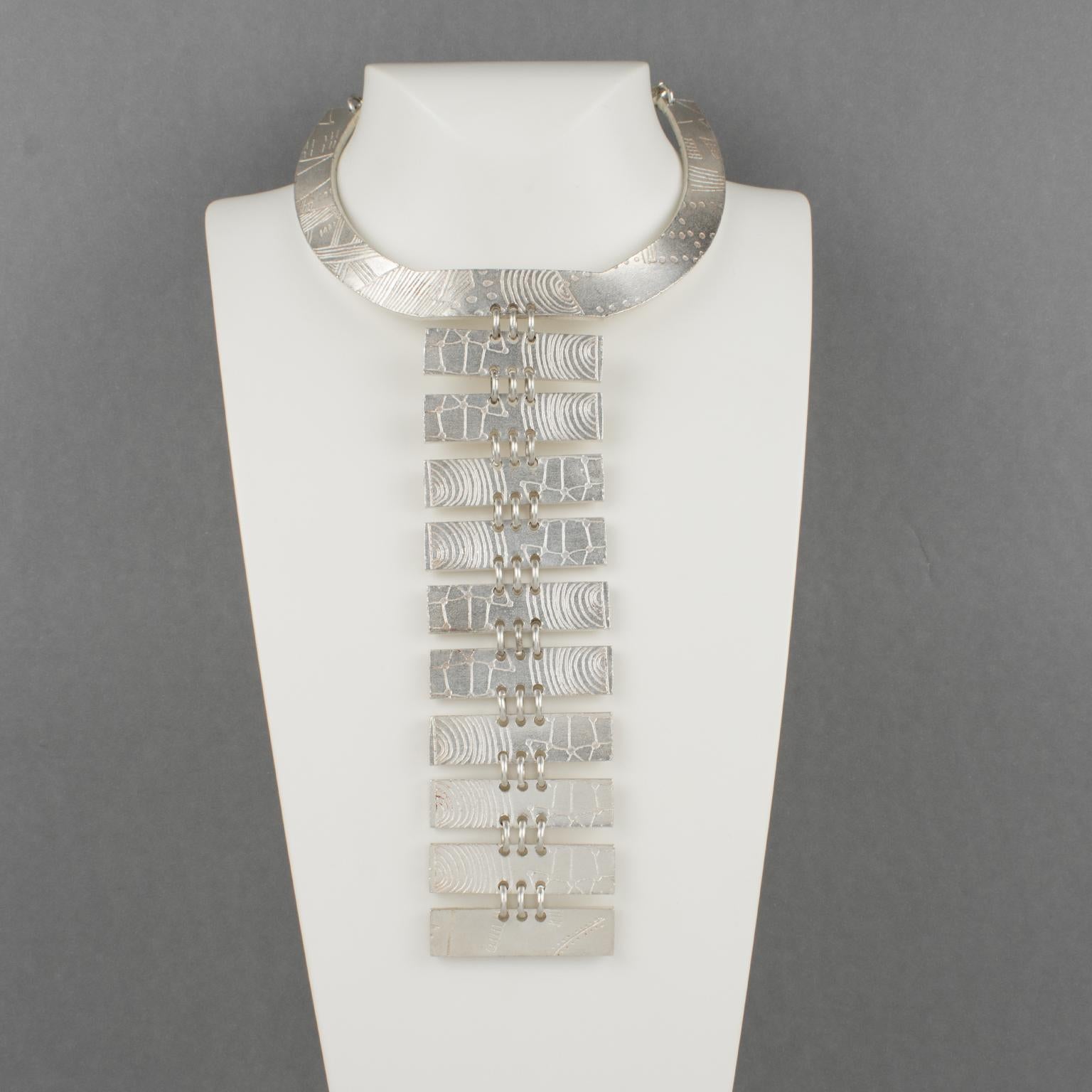 Moderniste Biche de Bere Paris Graffiti Collier à maillons argentés en édition limitée en vente
