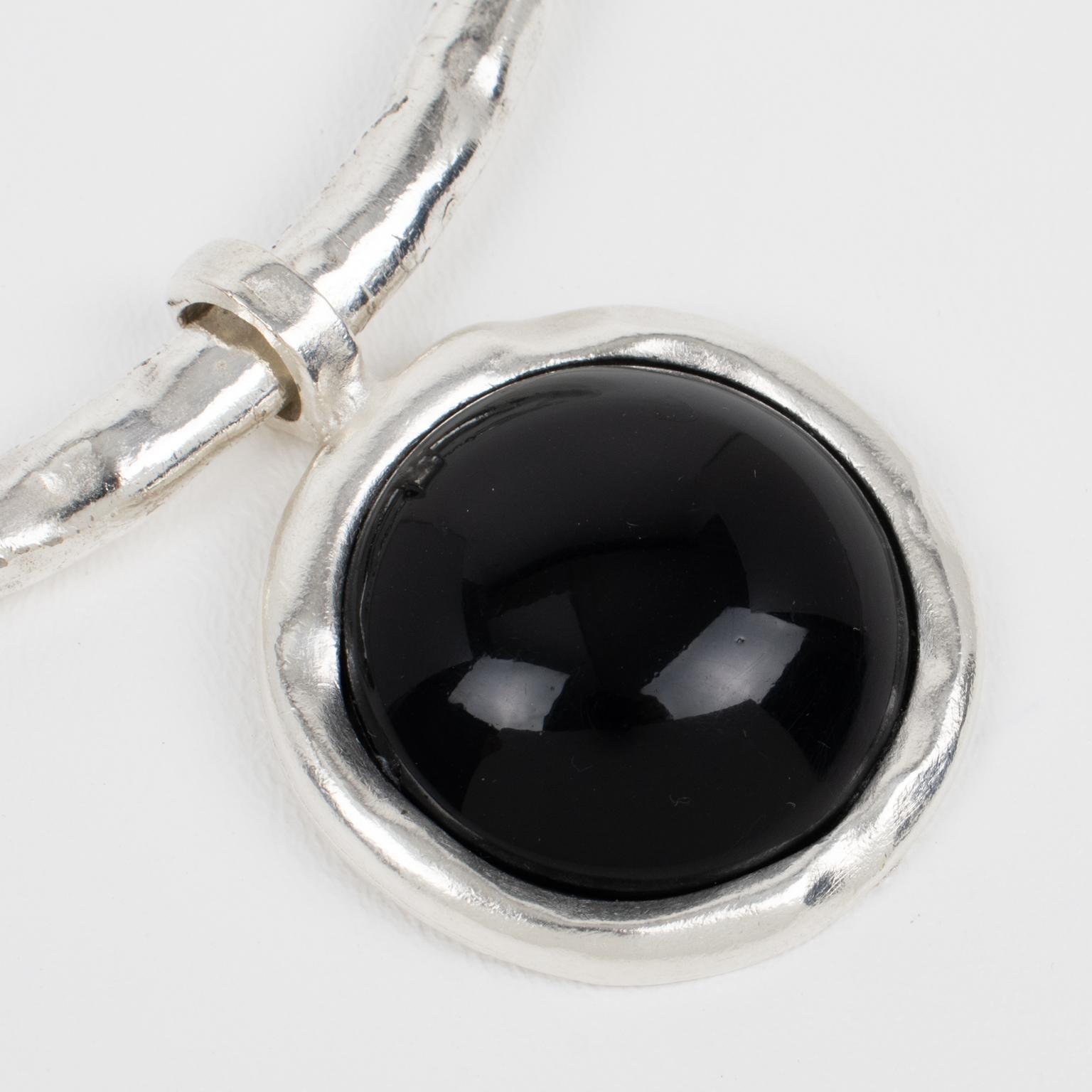 Biche de Bere Paris Rigid Choker Necklace with Black Resin Pendant For Sale 2