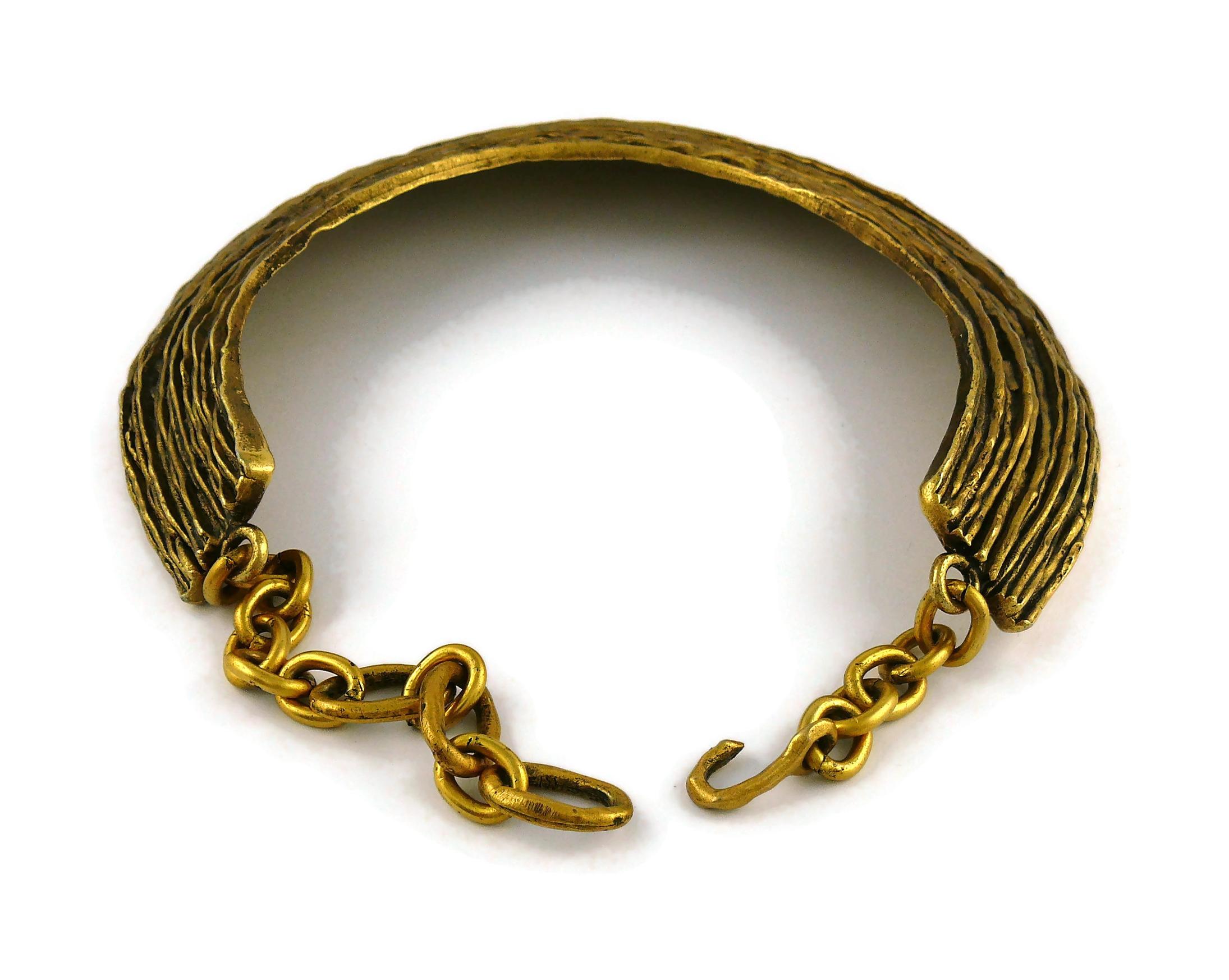Biche de Bere Paris Vintage Brutalist Ribbed Collar Necklace 4