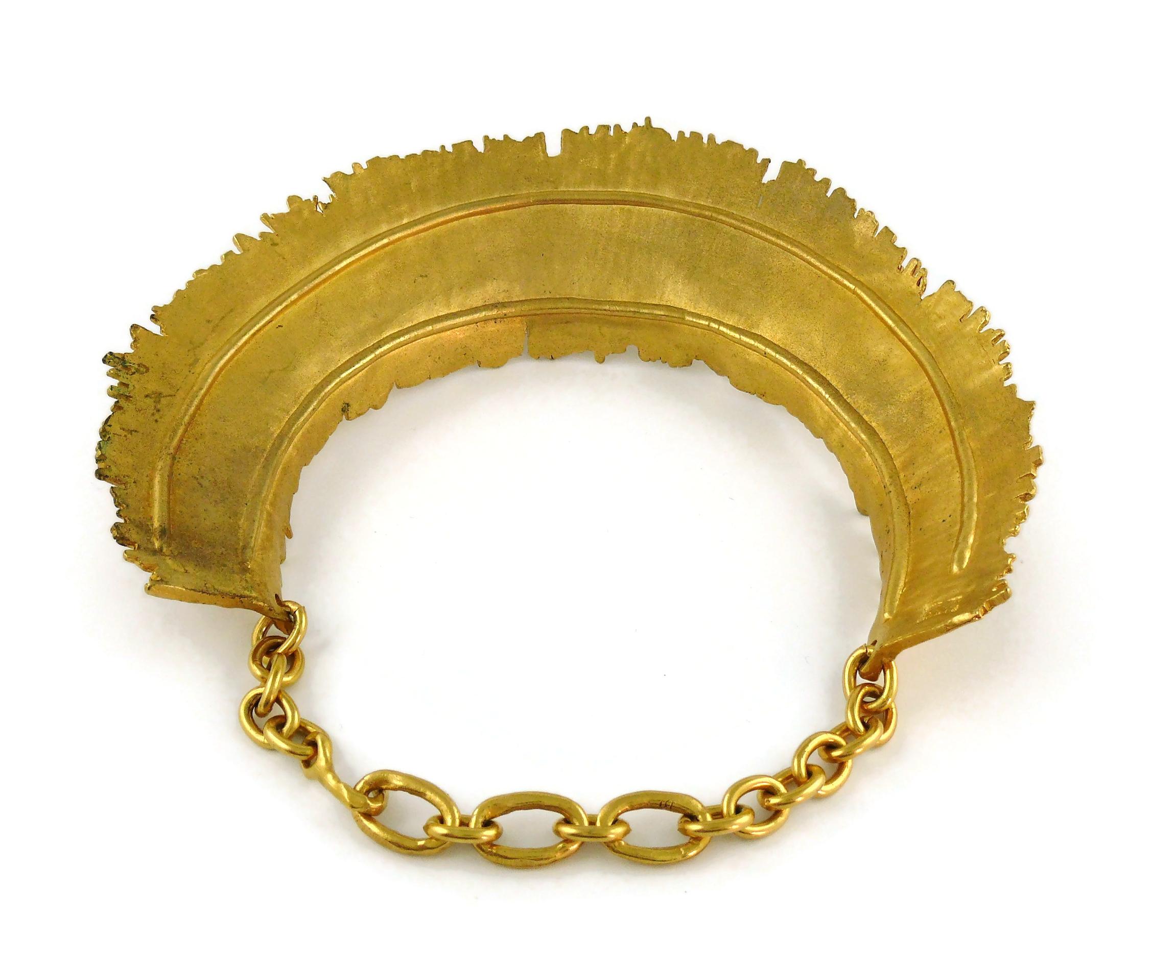 Biche de Bere Paris Vintage Gold Toned Ribbed Brutalist Collar Necklace 2