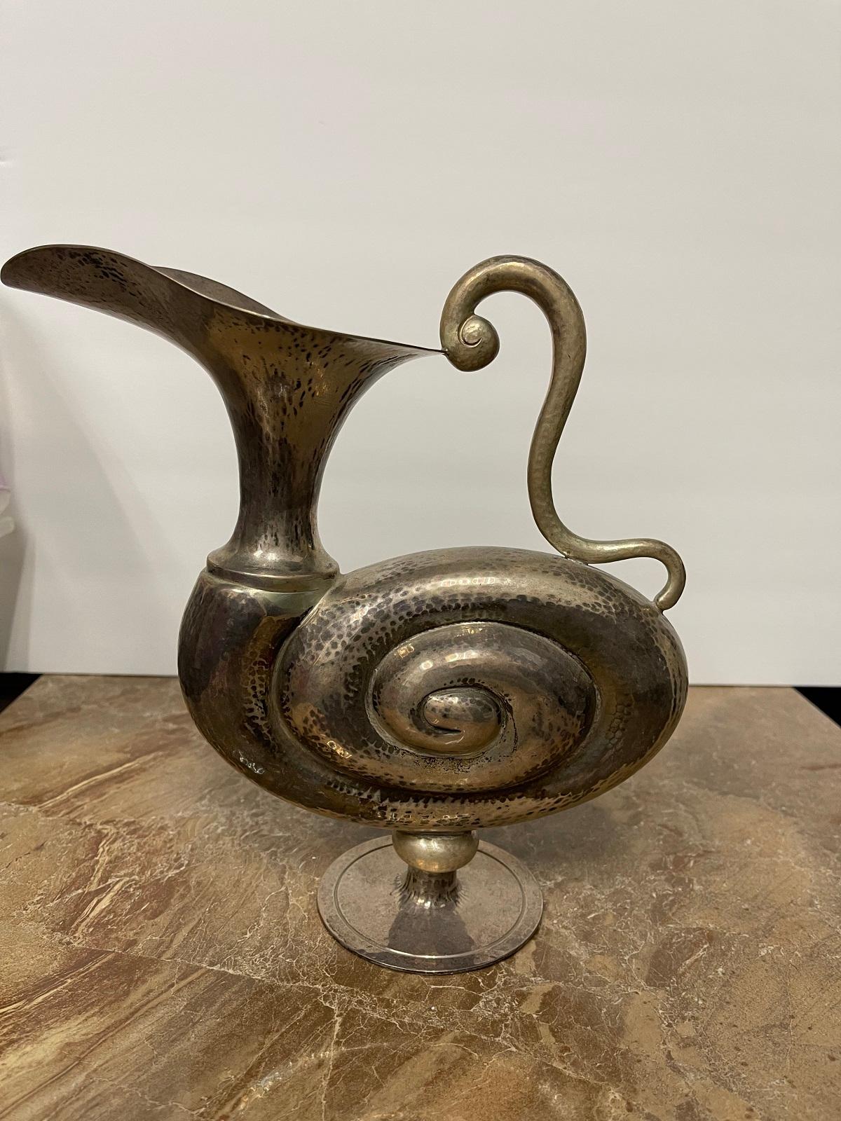 Bichierografia  – “snail” pitcher in sterling silver 1