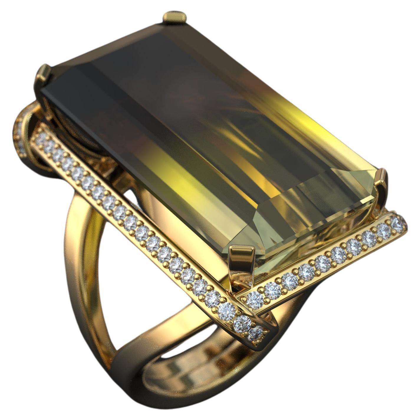 For Sale:  Bicolor Citrine and Natural Diamonds 18k Gold Ring Made in Italy Jewelry