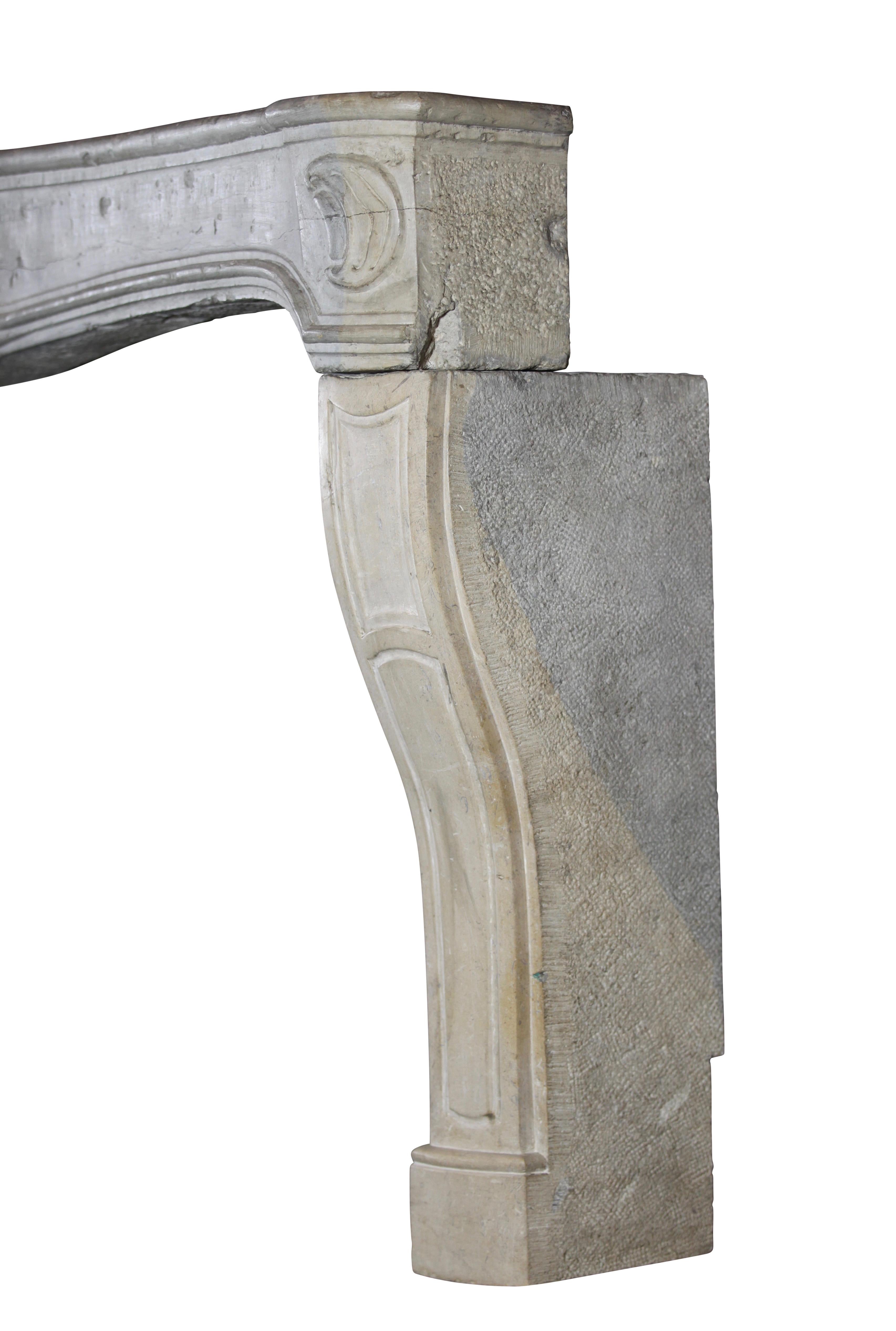 Bicolor French Vintage Fireplace Surround in Limestone For Sale 1