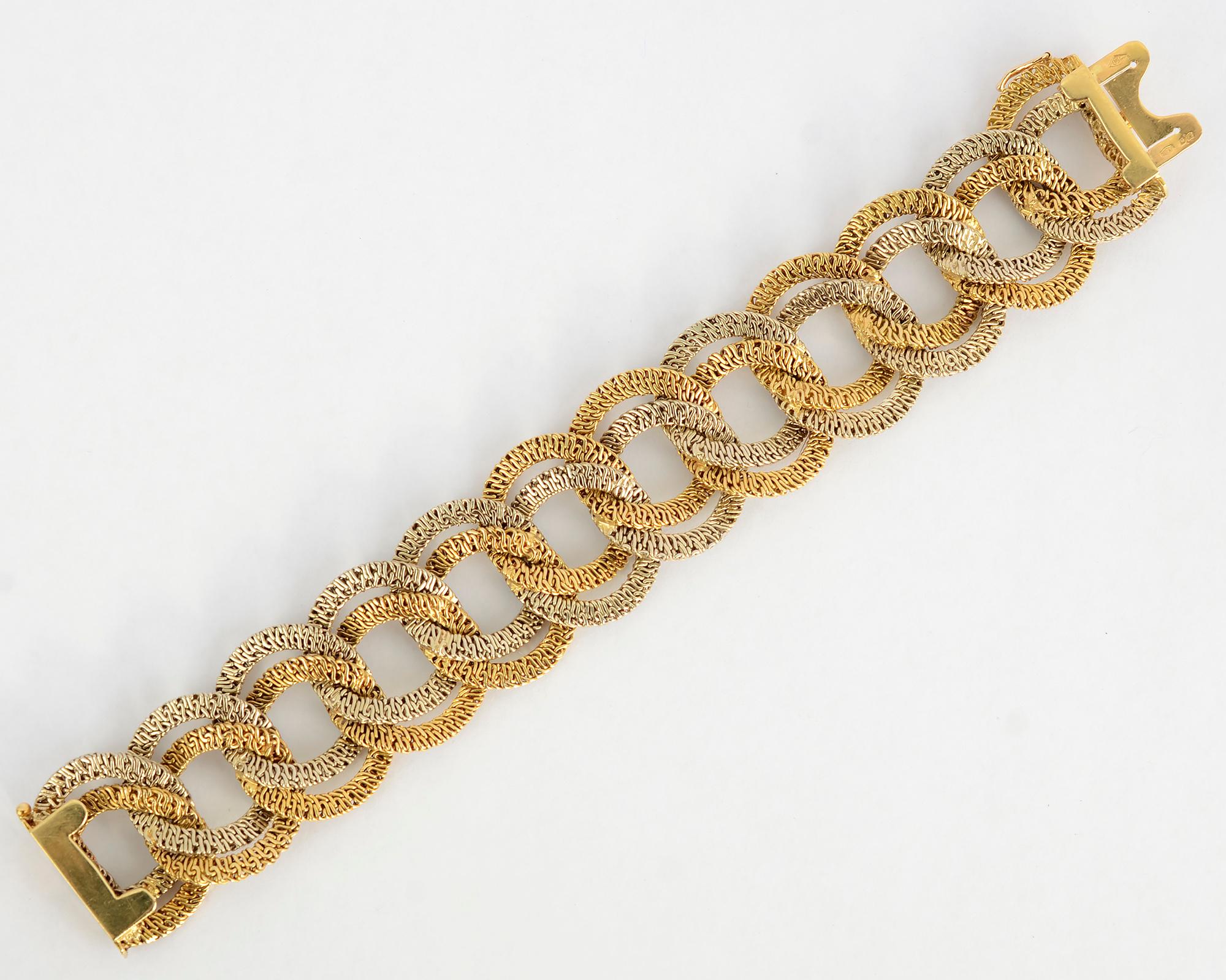 Modern Bicolor Gold Overlapping Links Bracelet For Sale