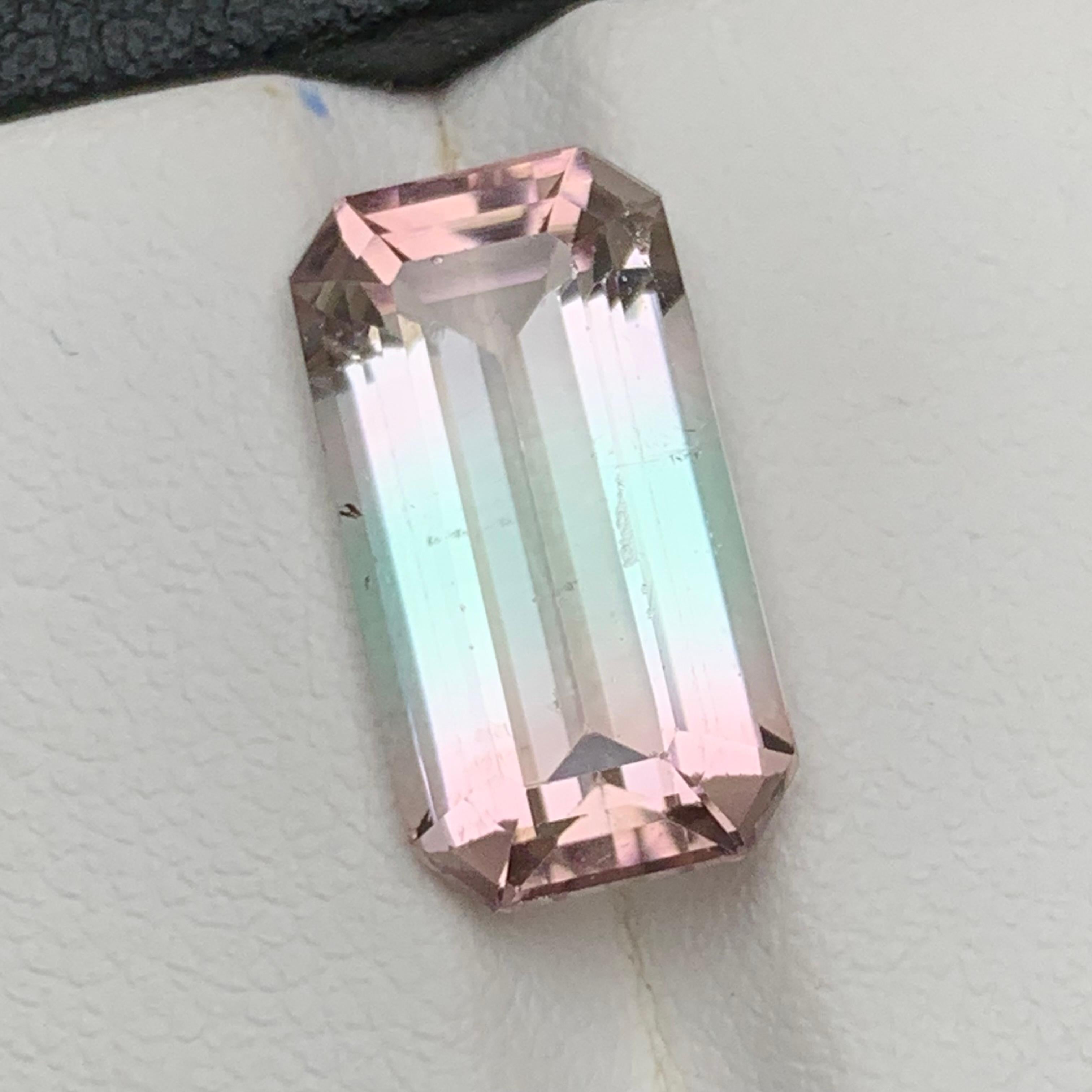 Seltene Bicolor natürlichen Turmalin losen Edelstein für Ring, Halskette Anhänger, Armband oder jede andere Schmuck-Fassung-Step Emerald Cut!!!

💎 EDELSTEINART: Turmalin
⚖️ GEWICHT: 6,95 Karat
FORM & SCHNITT: Smaragd-Schliff
📏 GRÖSSE (MM): 16,06 x
