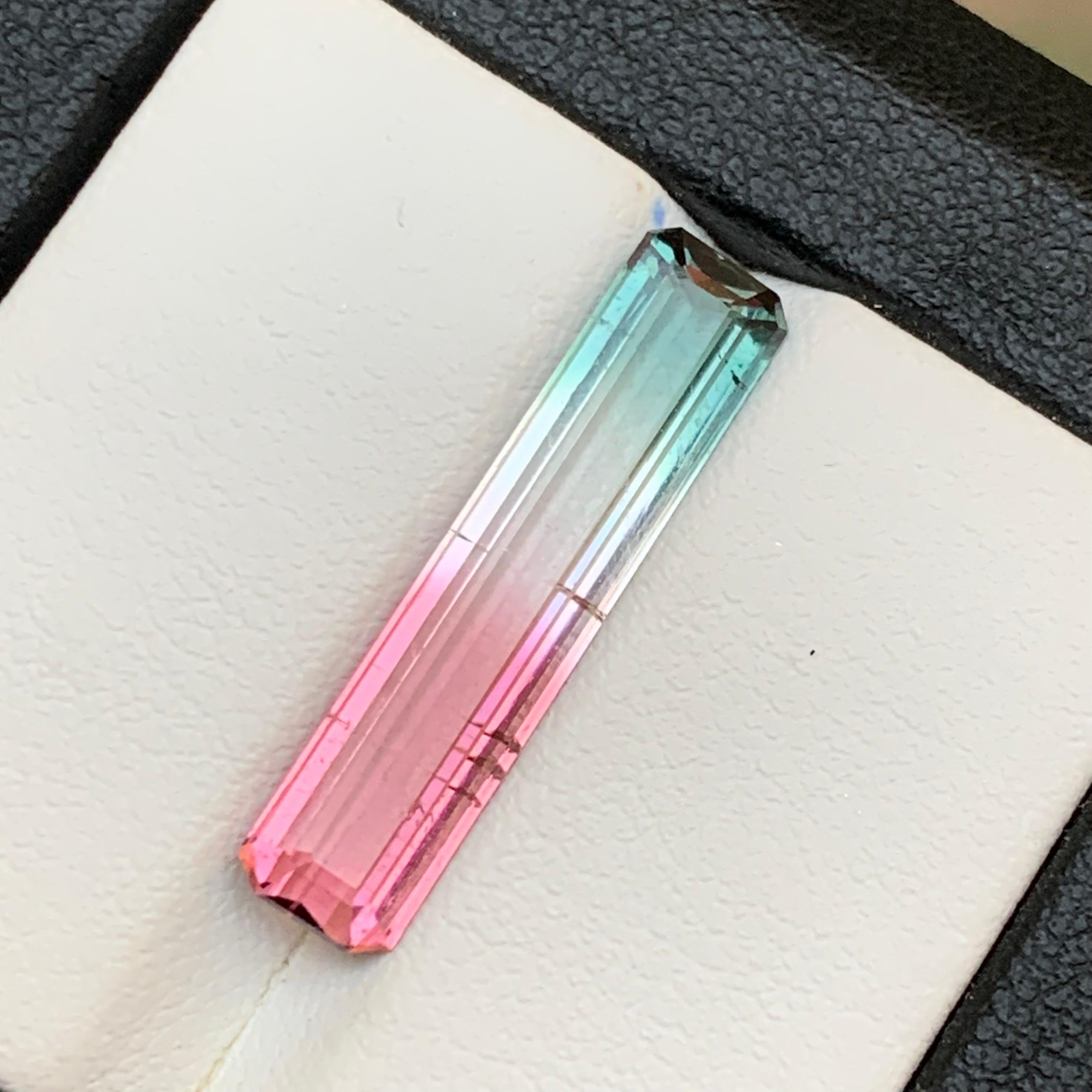 Bague et pendentif en tourmaline naturelle bicolore  Pierre précieuse en vrac 6,20 carats taille émeraude en vente 4