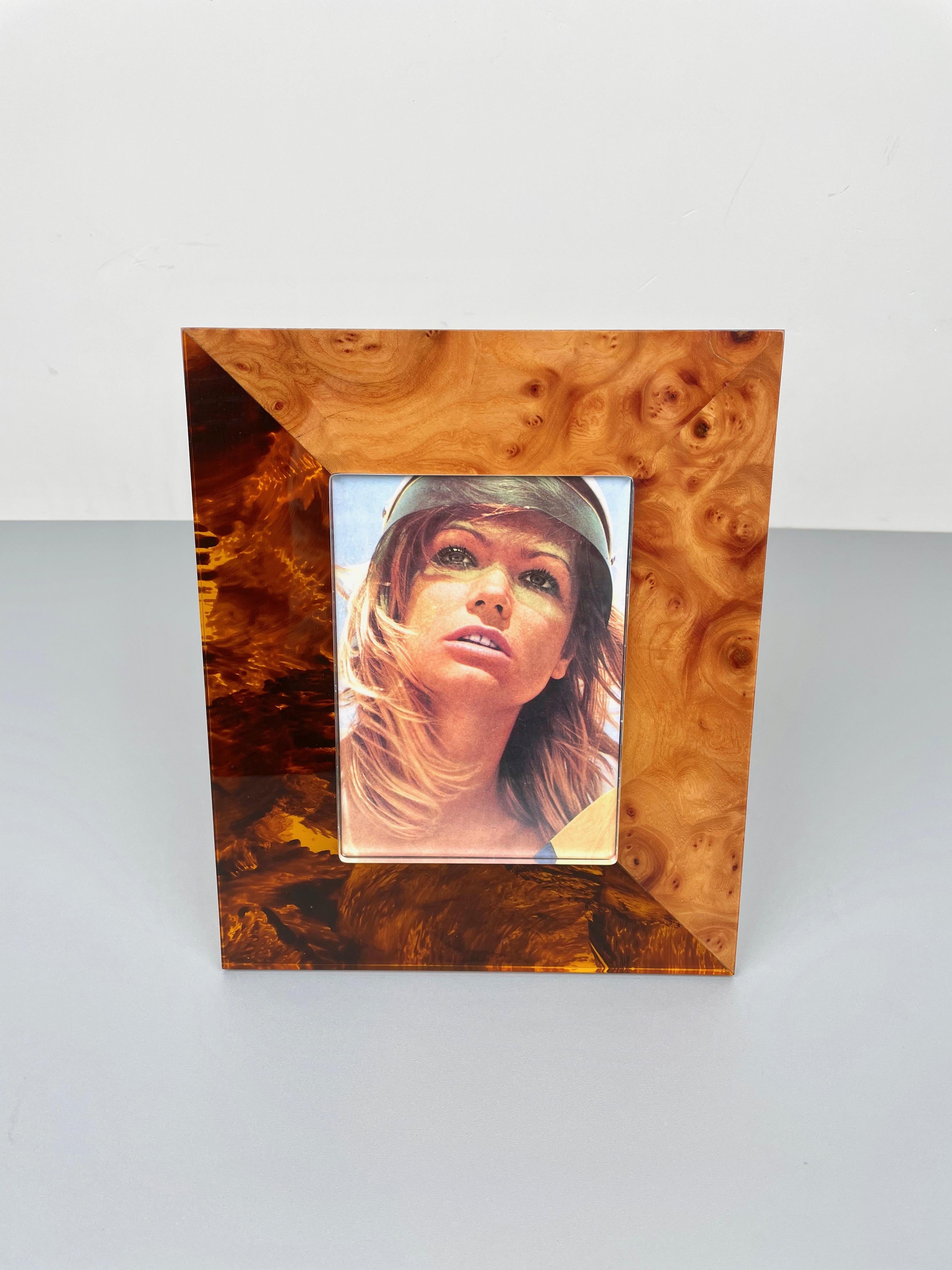 Mid-Century Modern Bicolor Picture Frame in Tortoiseshell Lucite & Burl Wood, Italy, 1970s