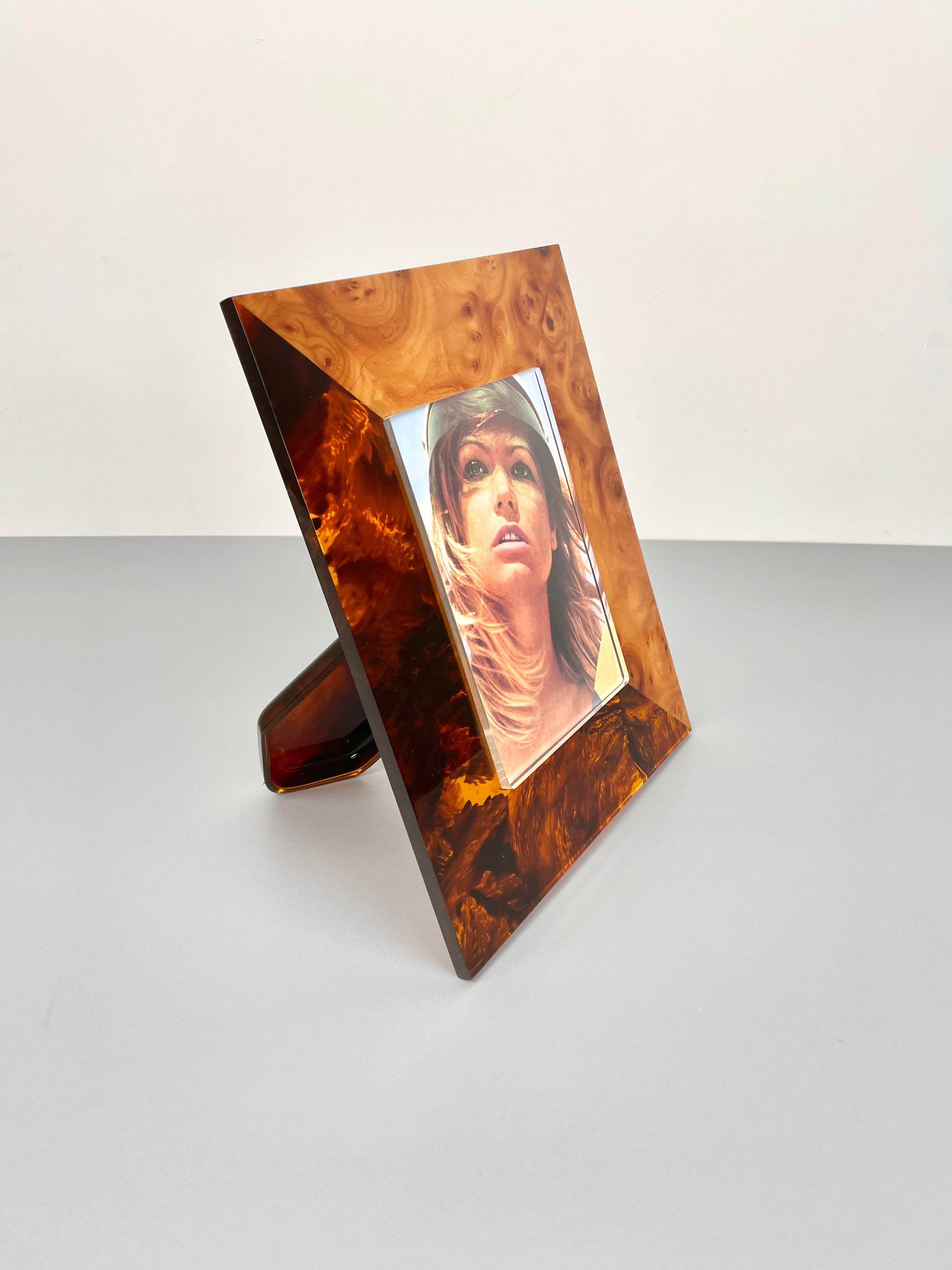Italian Bicolor Picture Frame in Tortoiseshell Lucite & Burl Wood, Italy, 1970s