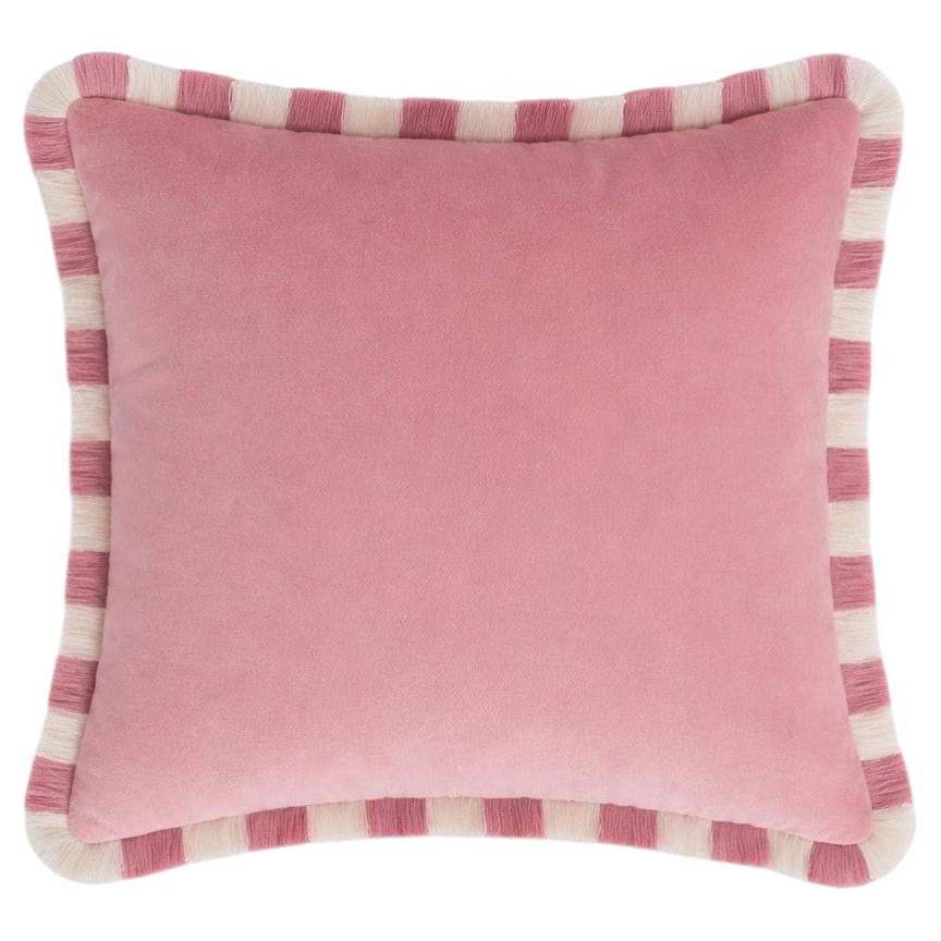Cuscino in velluto rosa bicolore con frange bianche e rosa