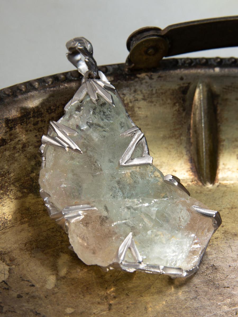 Women's or Men's Bicolor Topaz Pendant White Gold Natural Blue Gemstone amulet mascot gift lotr For Sale