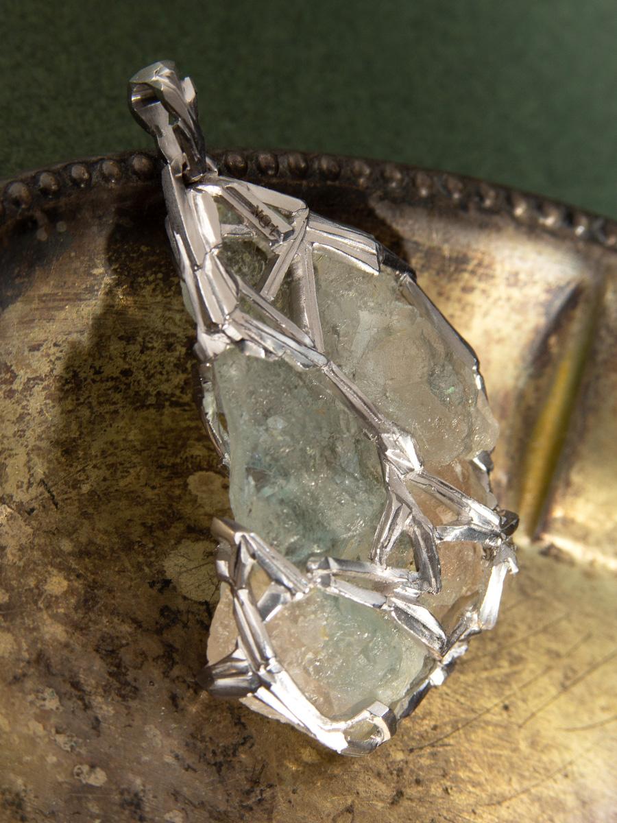 Bicolor Topaz Pendant White Gold Natural Blue Gemstone amulet mascot gift lotr For Sale 1