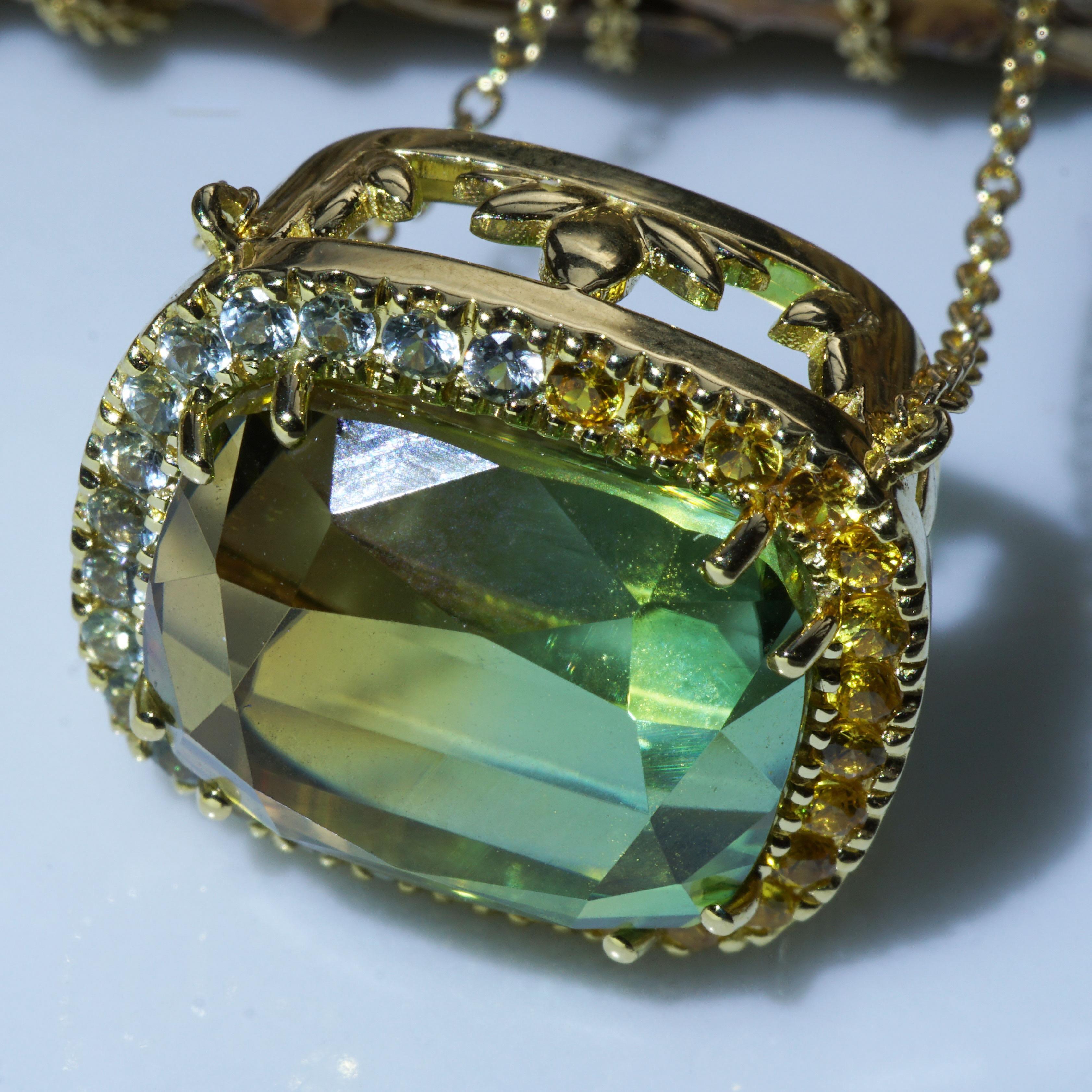 Bicolor Tourmaline Saphire Necklace 17 Ct green-mint yellow Africa AAA+ Necklace For Sale 2