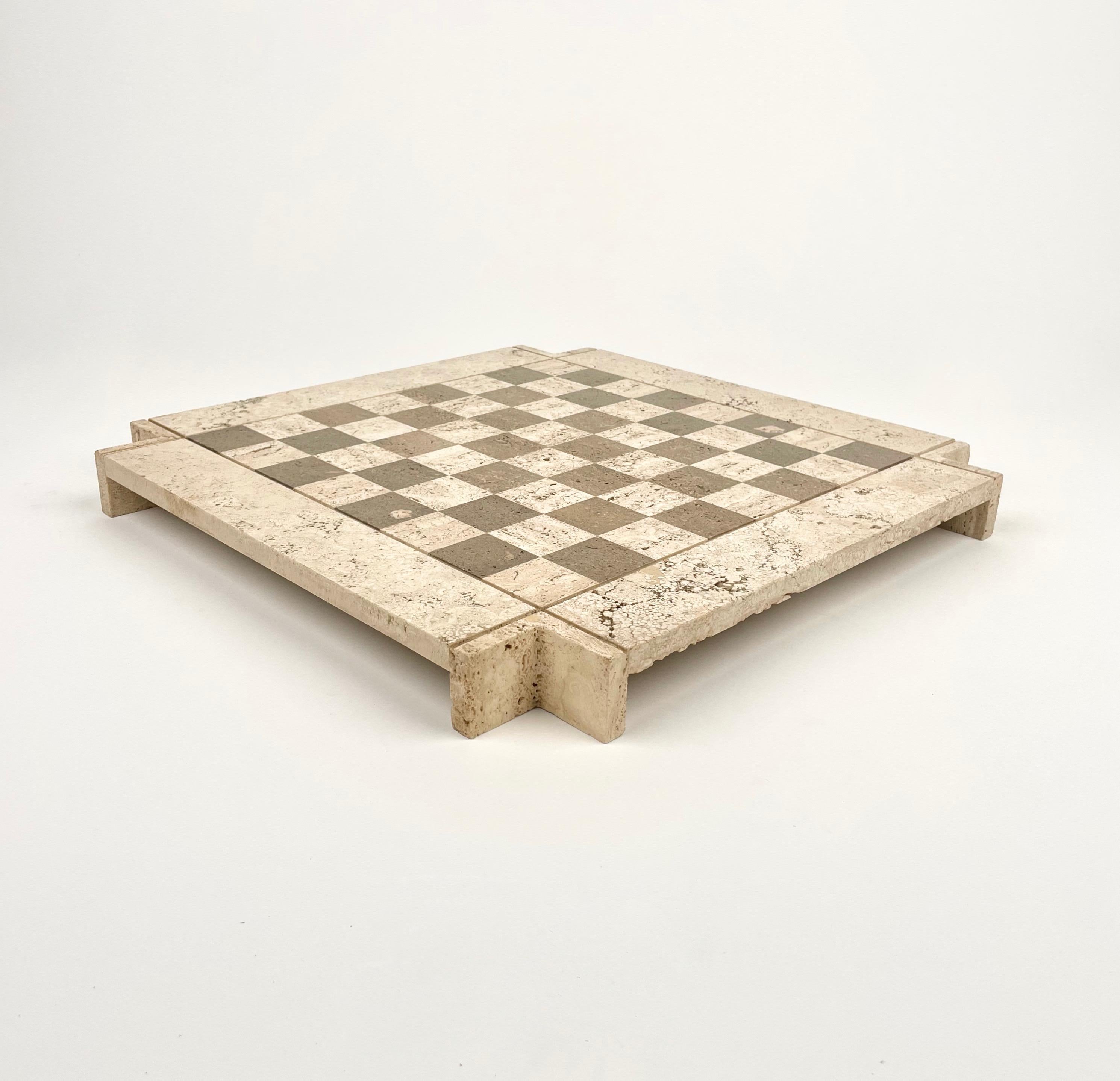 Bicolor Travertine Chess Game Angelo Mangiarotti Style, Italy, 1970s In Good Condition For Sale In Rome, IT