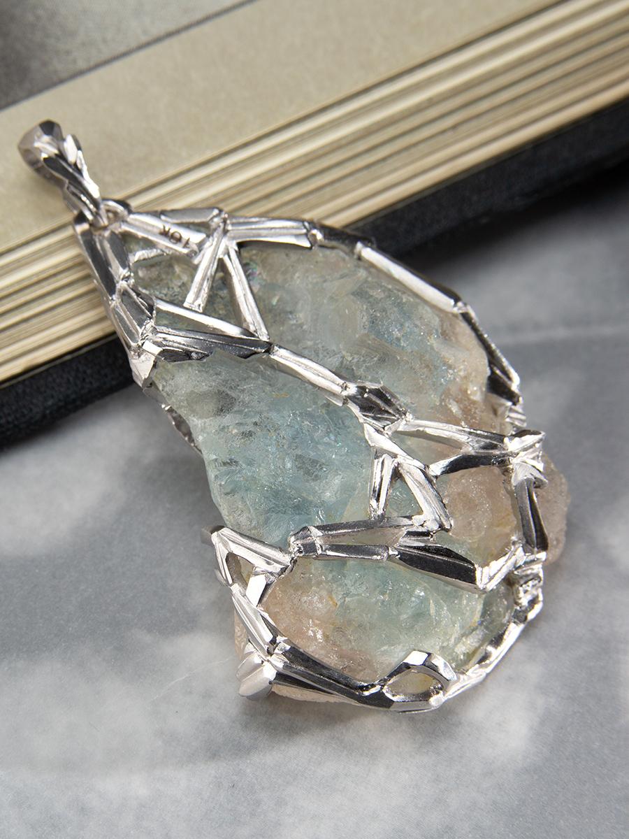 Aesthetic Movement Bicolor Topaz Pendant White Gold Natural Slice Blue Gemstone amulet For Sale