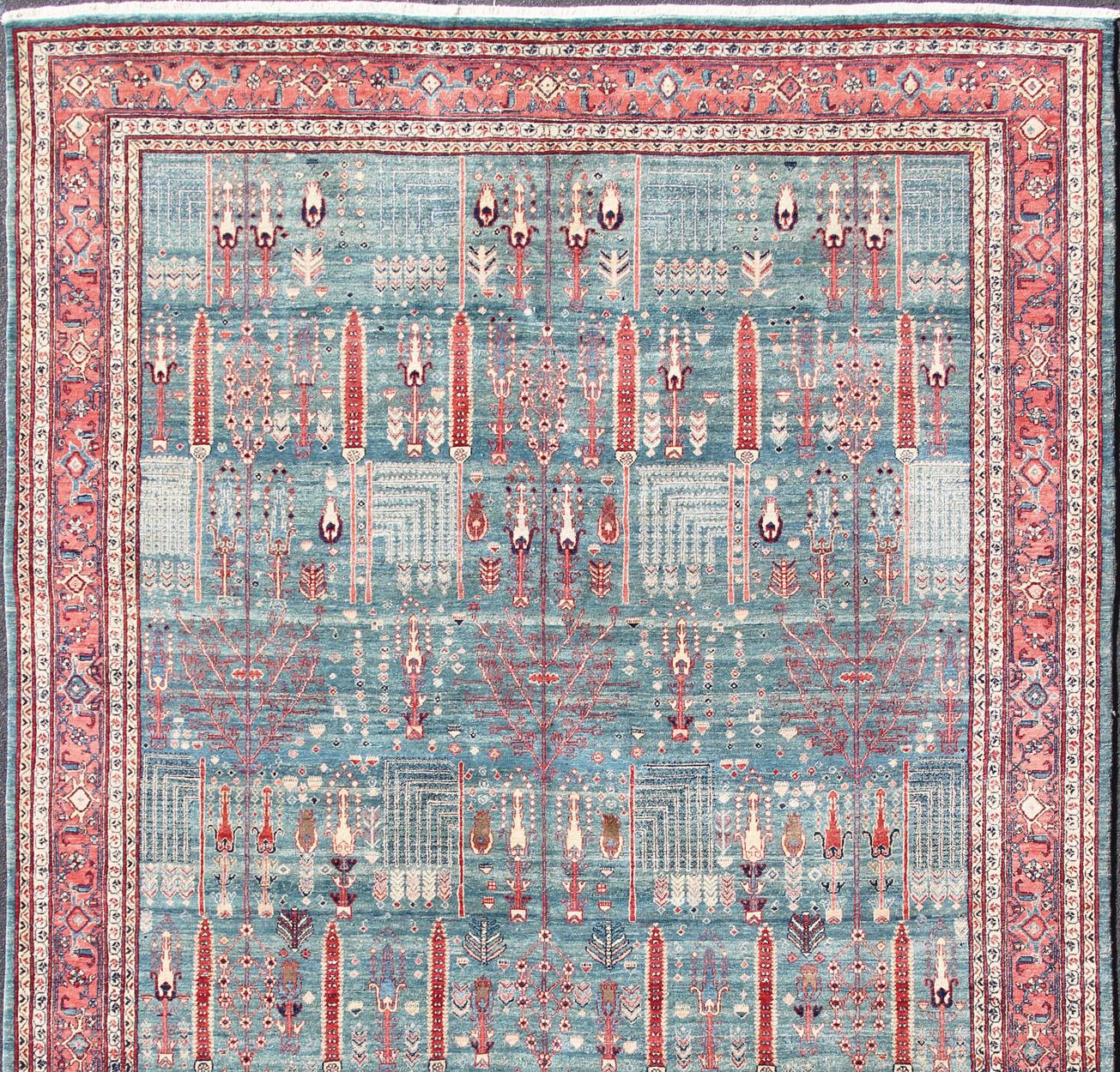 Bakshaish Tapis Bidjar Design avec fond bleu ciel et motifs de jardins complexes11'9 x 18'0 en vente