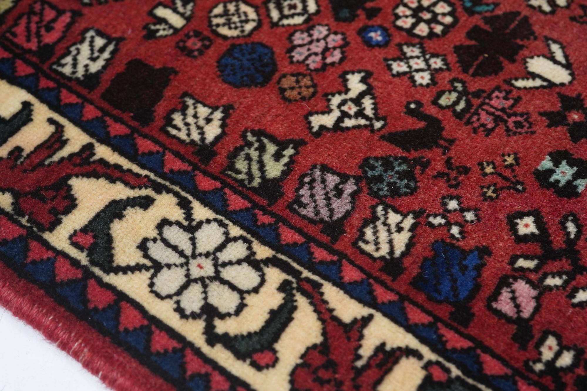 Vintage Bidjar Rug 3'5'' x 4'9'' In Excellent Condition For Sale In New York, NY