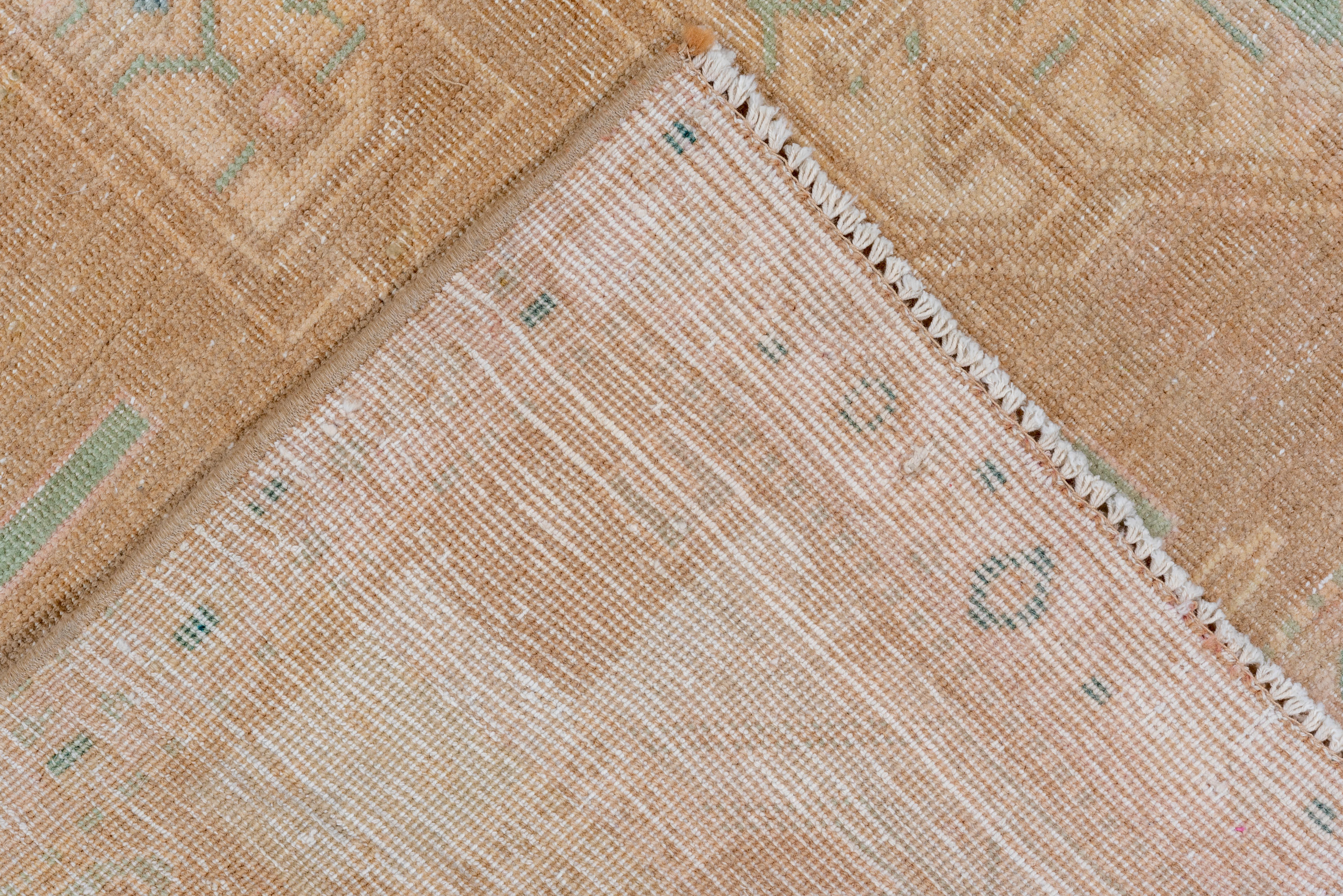 XX secolo Tappeto Bidjar Soft Medallion in Blush e Sky in vendita