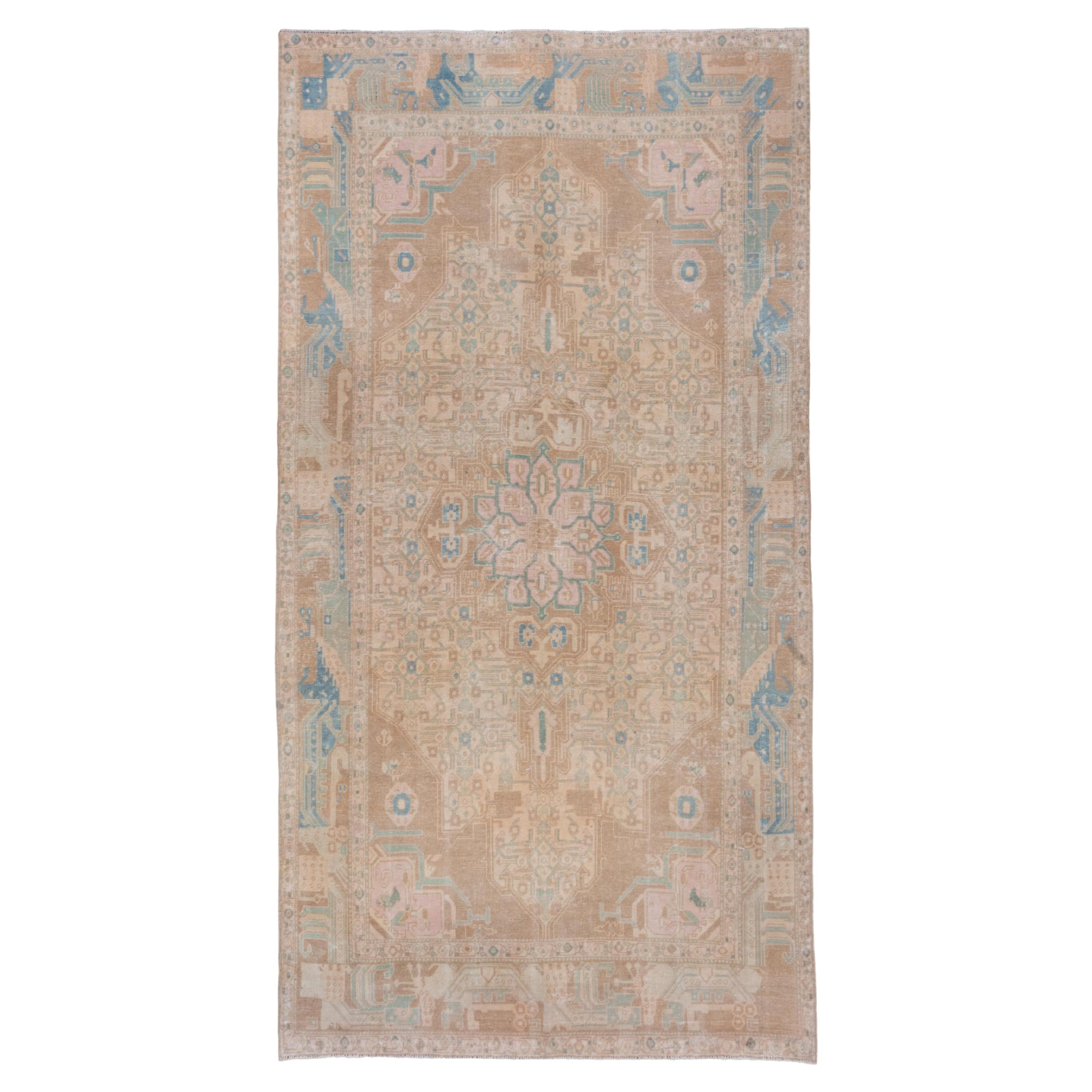 Tappeto Bidjar Soft Medallion in Blush e Sky in vendita
