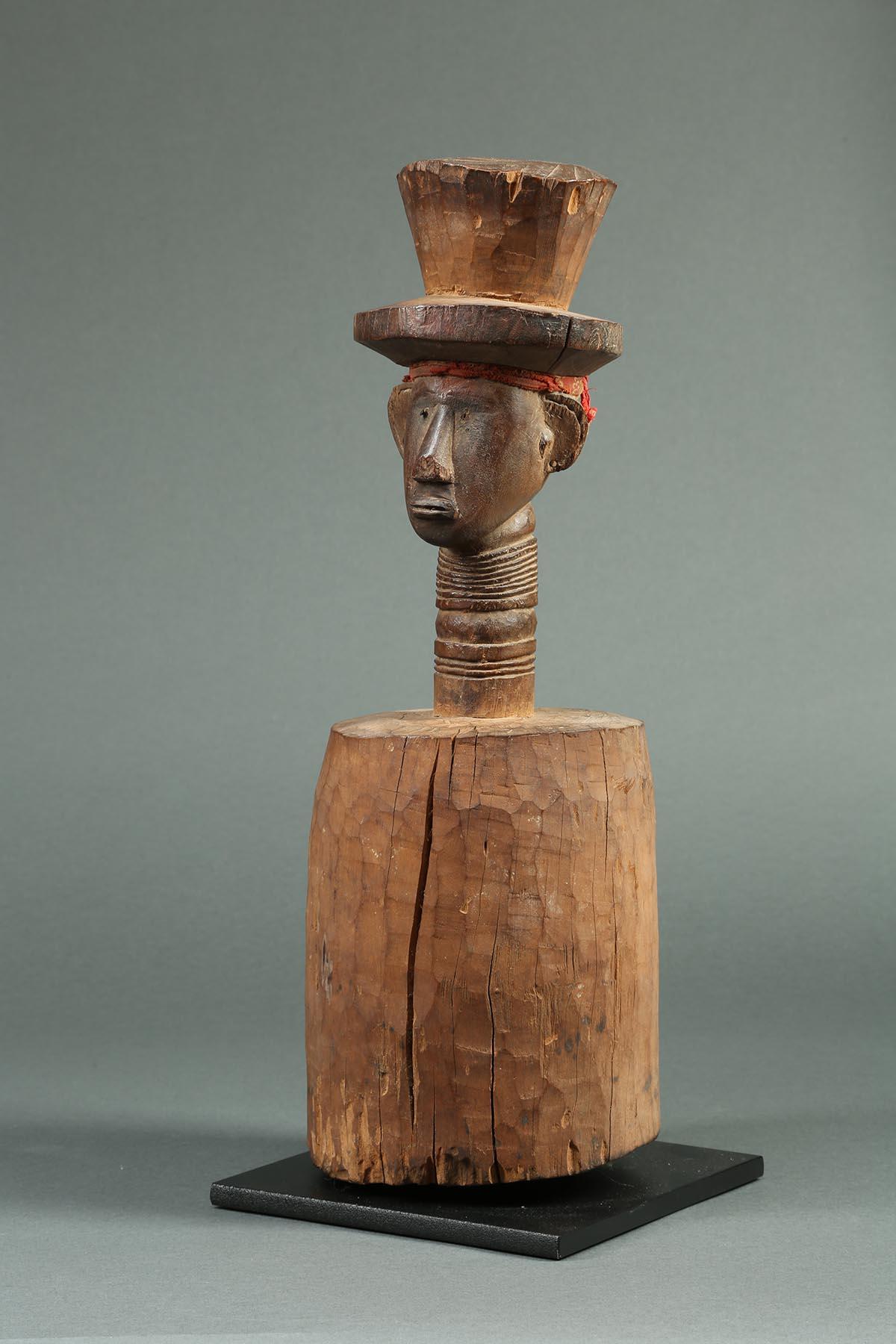 Guinea-Bissauan Bidjogo Tribal Altar Sculpture with Head, Guinea-Bissau, Africa