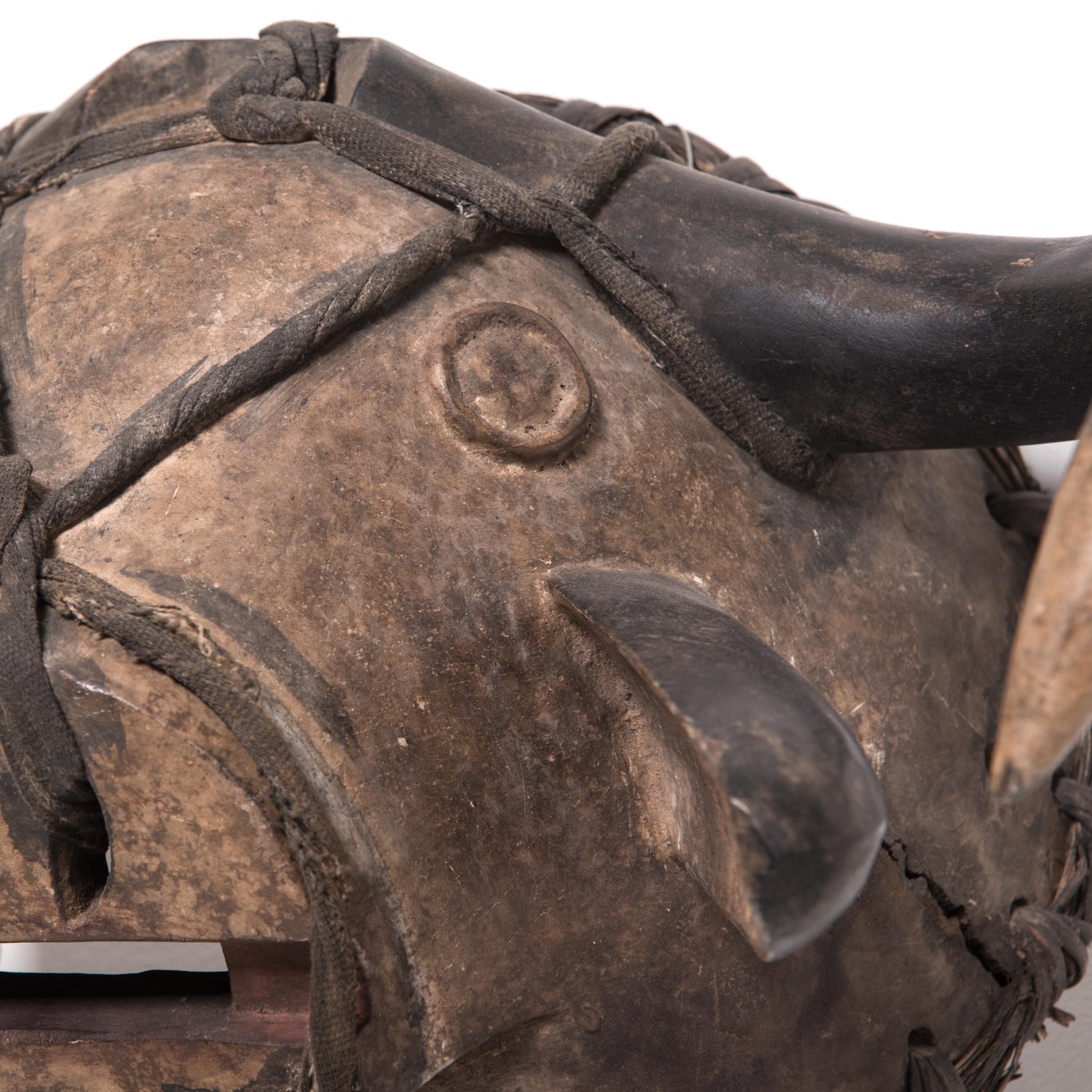 Máscara de buey de iniciación tribal bidjogo, c. 1900 Tribal en venta