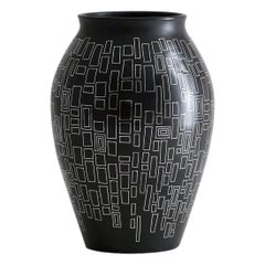 Traditionelle indische handgefertigte Bidri-Vase aus Sidonguss