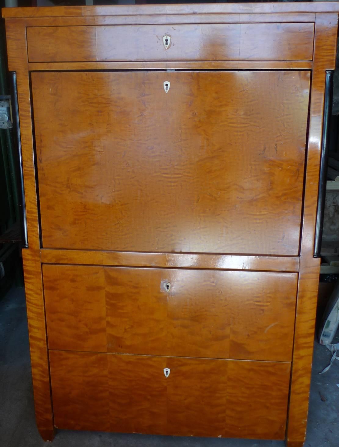 Biedermeier 1930s Drop-Leaf Desk or Bar with Double Cabinets and 2 Large Drawers 3