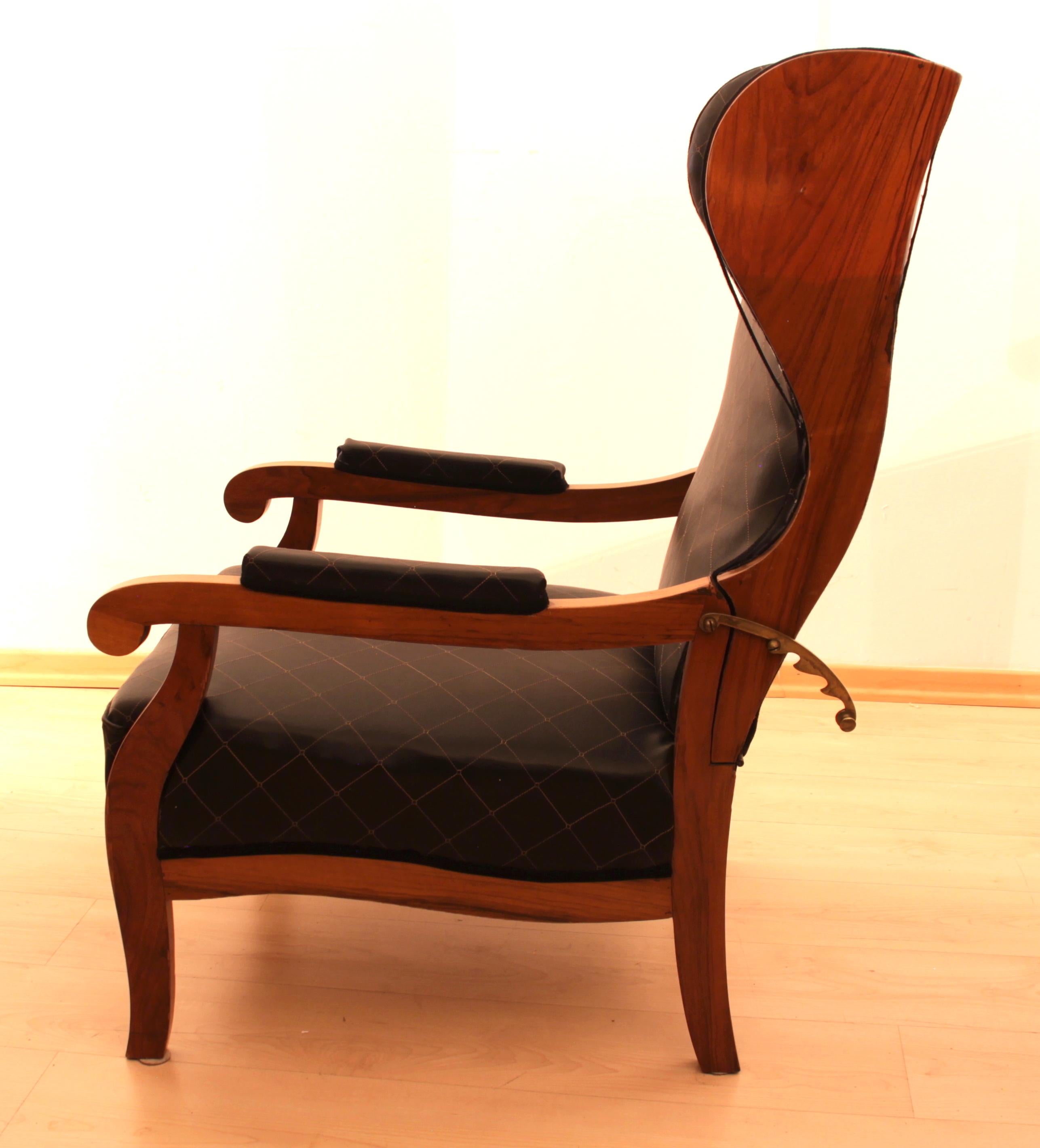 Wonderful so called 'Wing Chair' (German: 