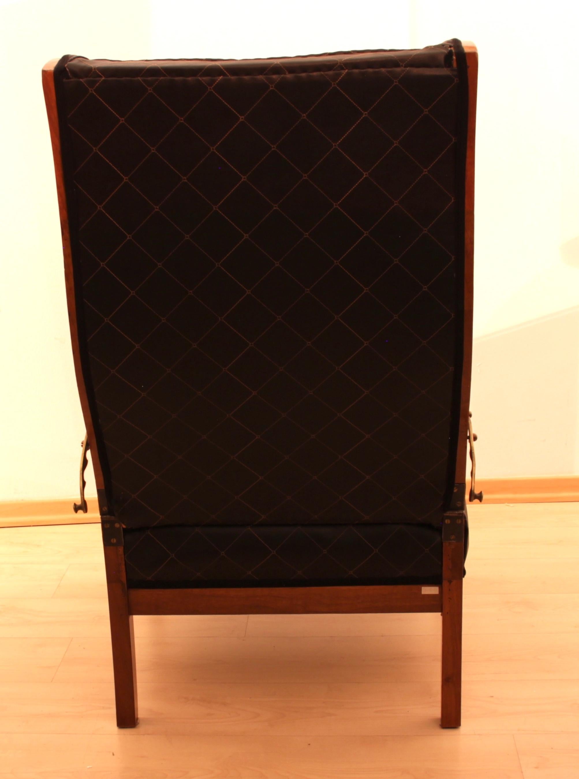 Early 19th Century Biedermeier Wing Chair, Adjustable, Walnut, South Germany, circa 1820