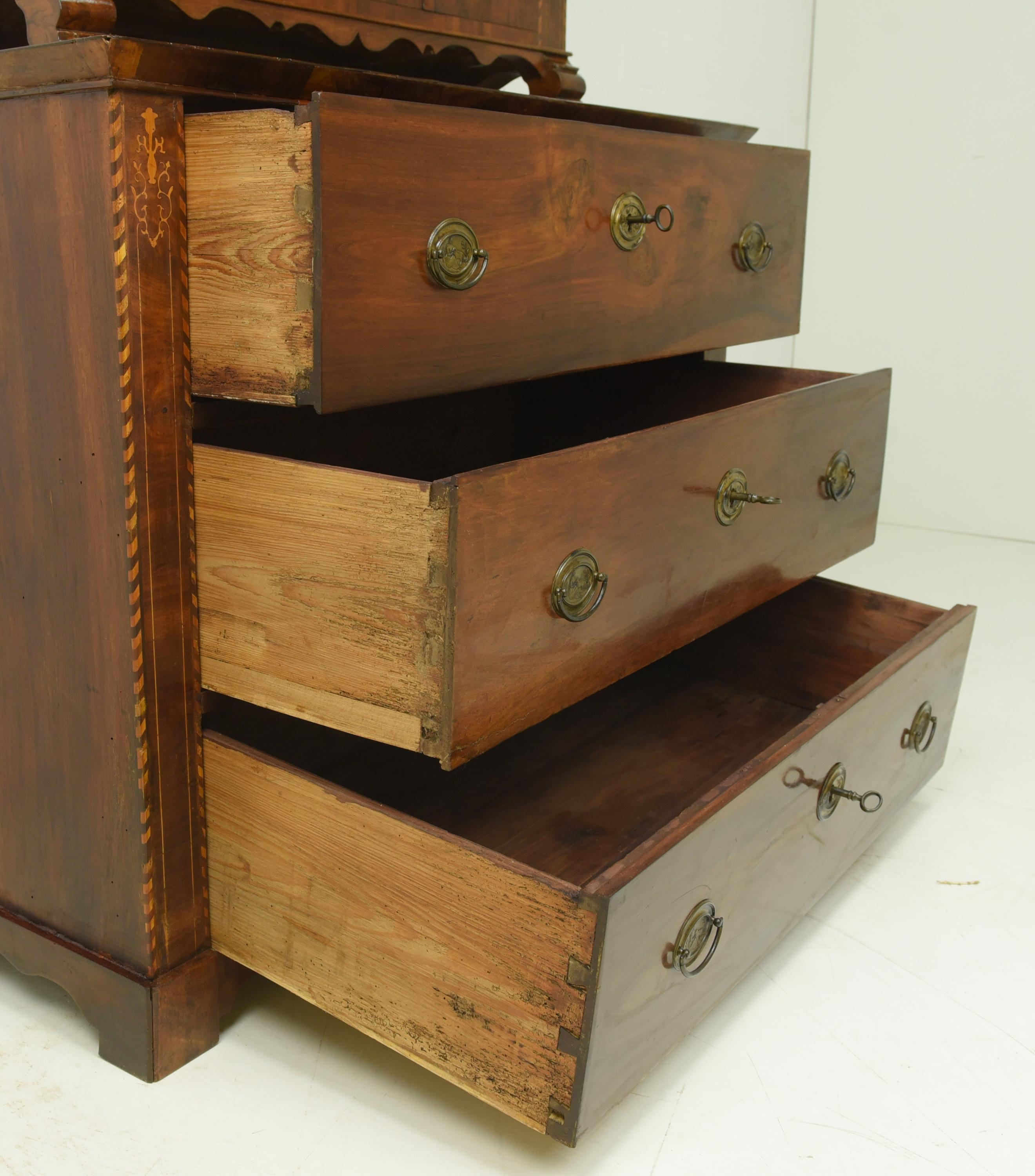 Biedermeier Anno Buffet Cabinet / Top Chest of Drawers in Walnut, 1808 2