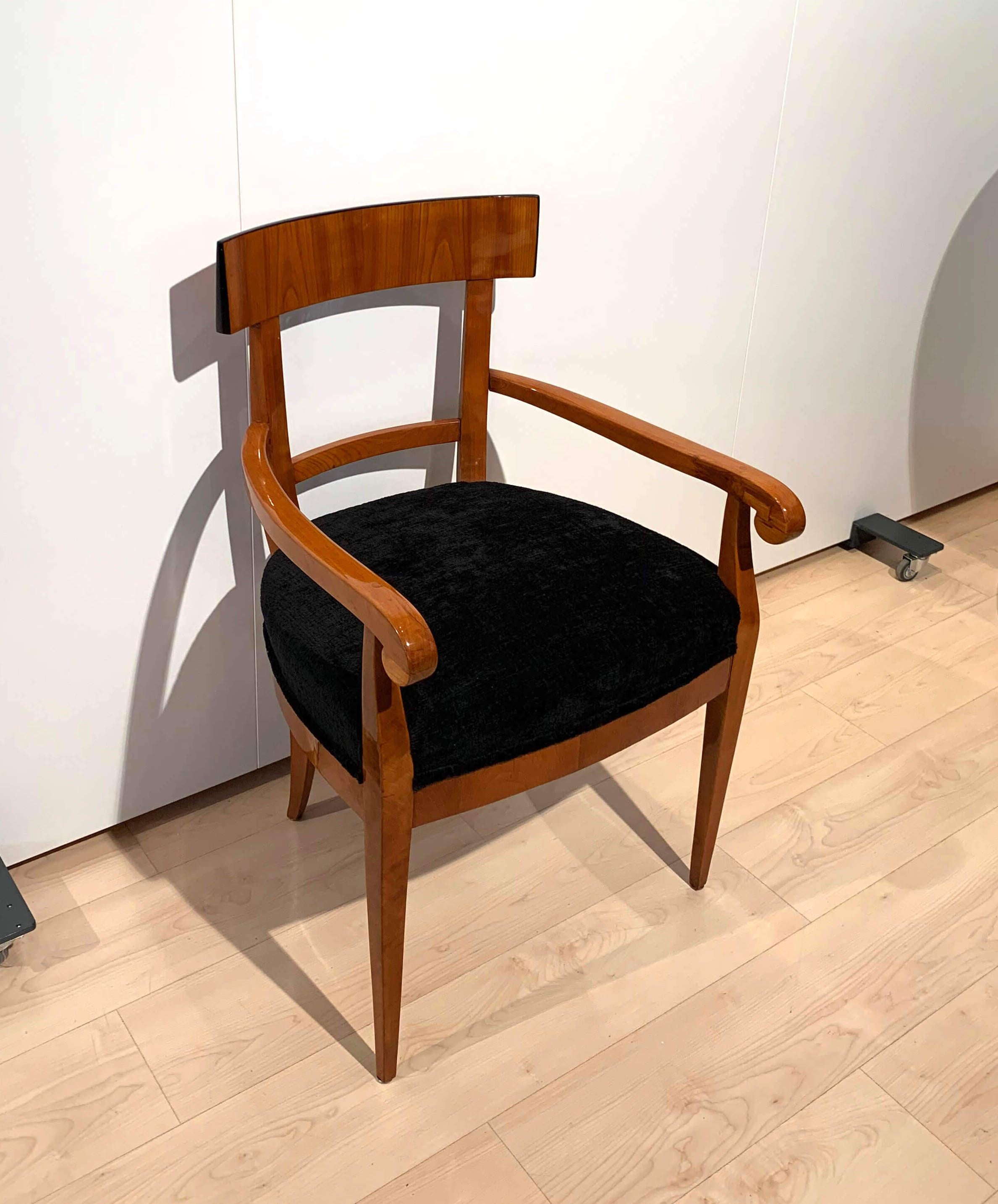 Biedermeier Armchair, Cherry Wood, Black Velvet, South Germany, circa 1830 In Good Condition In Regensburg, DE