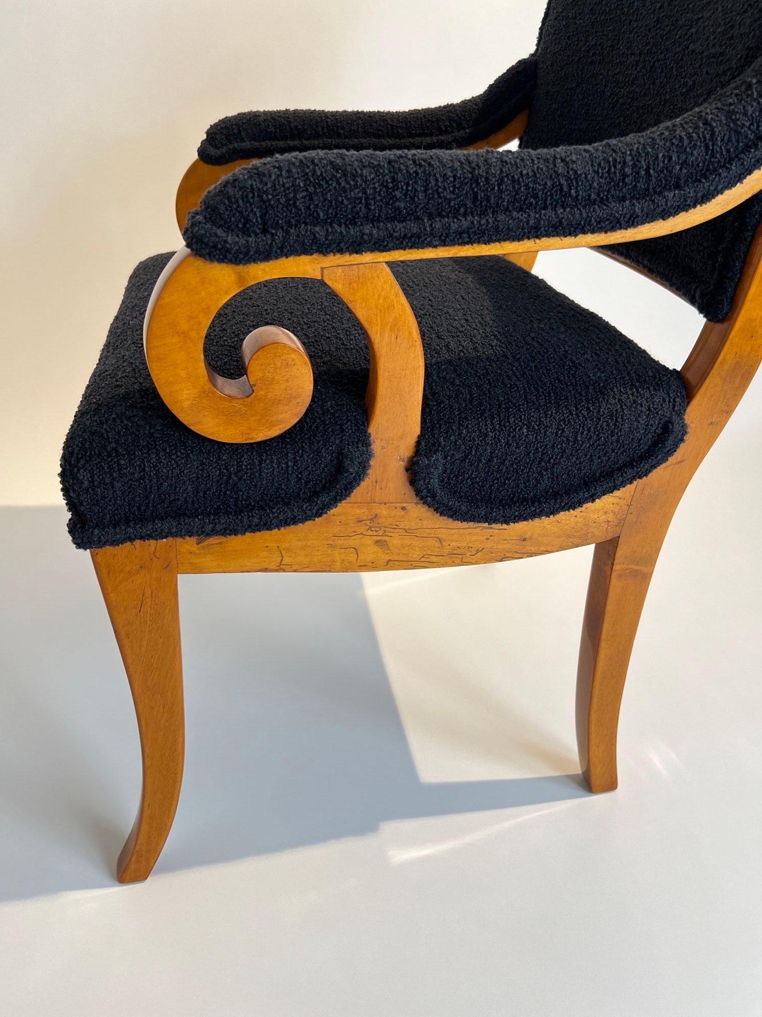 Fauteuil Biedermeier, Beeche massif, Boucle noire, Allemagne du Sud vers 1830 Bon état - En vente à Regensburg, DE