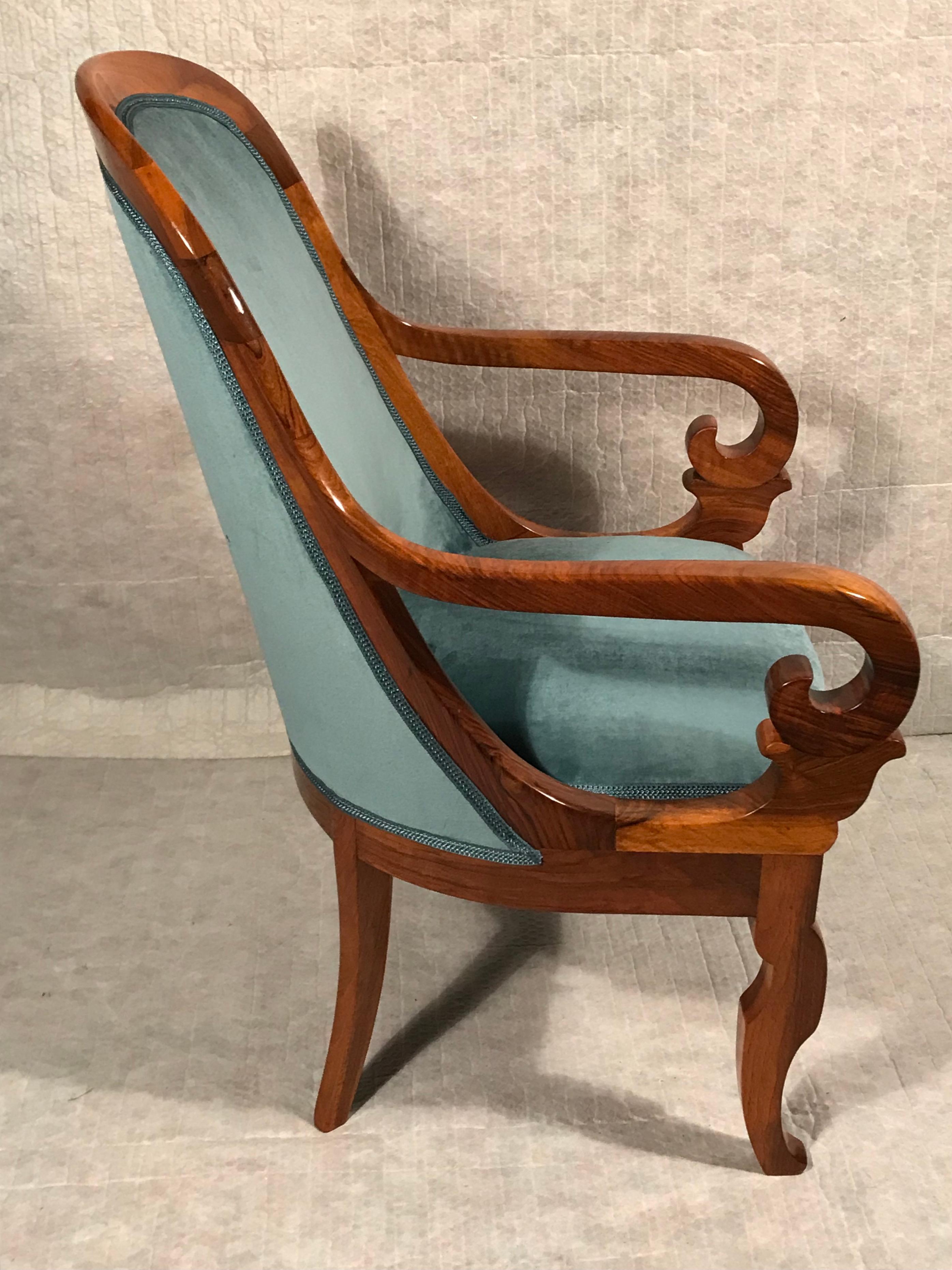 Biedermeier Armchair, South West Germany, 1820 In Good Condition For Sale In Belmont, MA