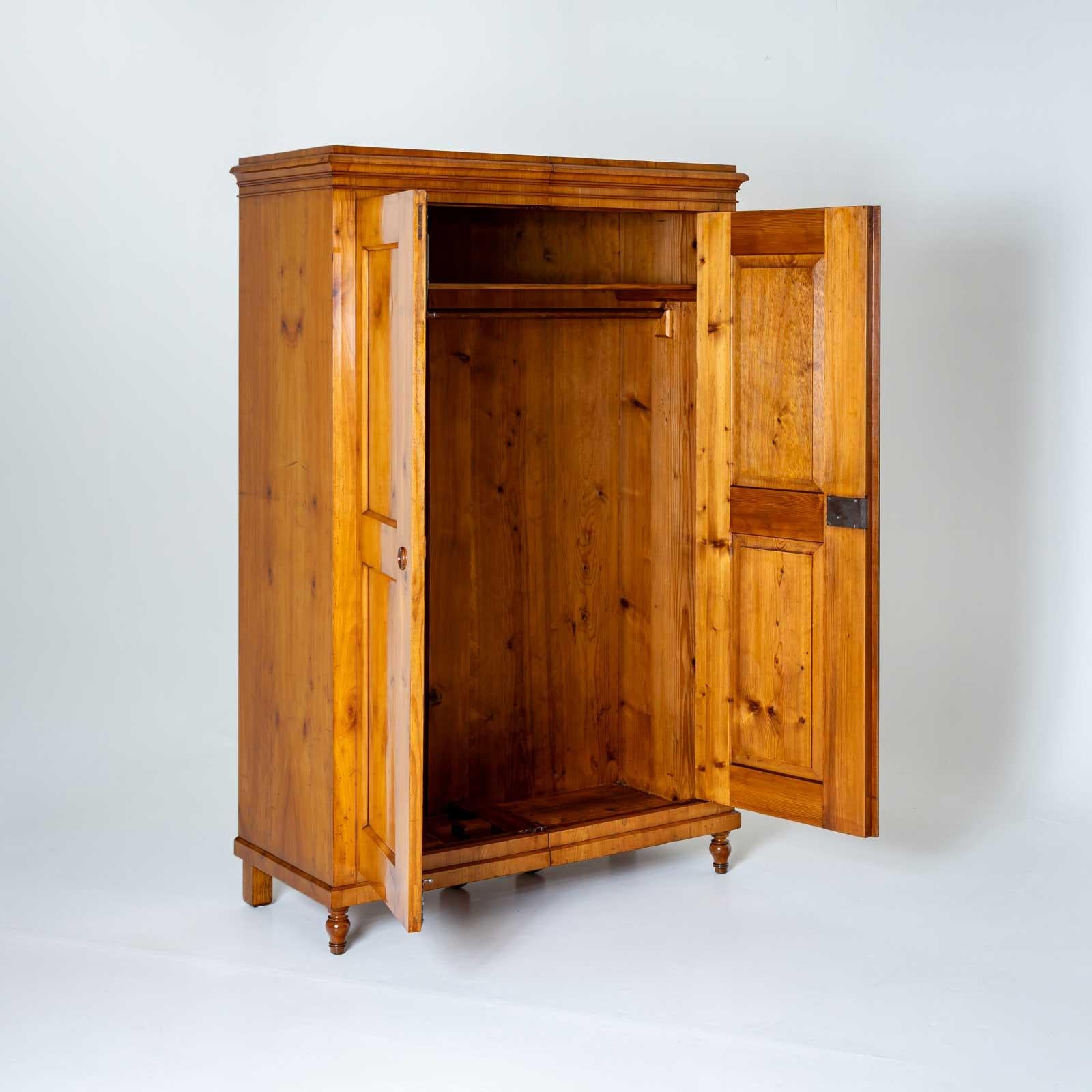 Tedesco Armoire Biedermeier, 1830 circa in vendita
