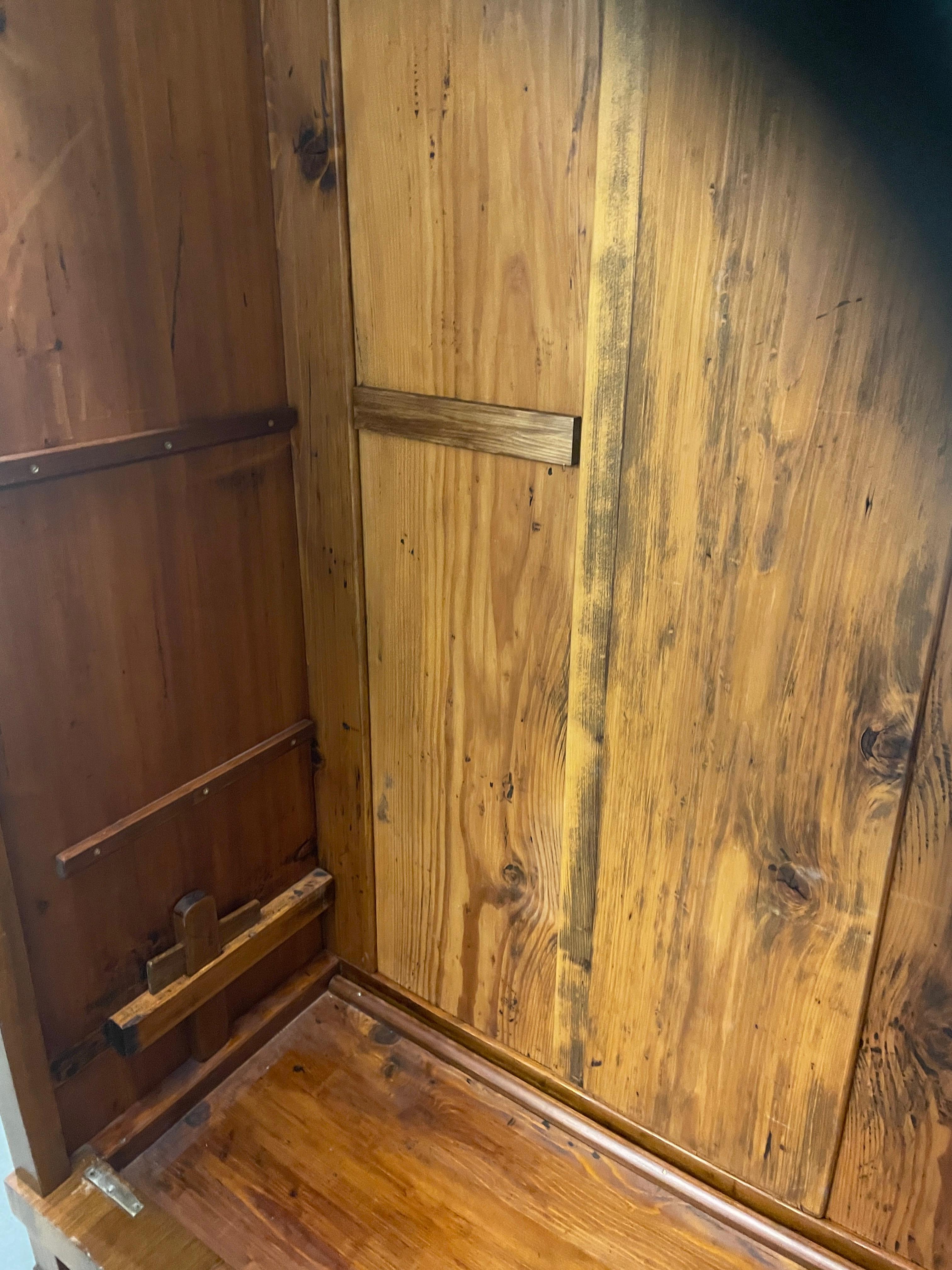 Walnut Biedermeier Armoire, Austria 1820 For Sale