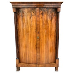 Biedermeier Armoire, Walnut Veneer and Full Column, Austria/Vienna circa 1820 Biedermeier Armoire, Walnut Veneer and Full Column, Austria/Vienna circa 1820