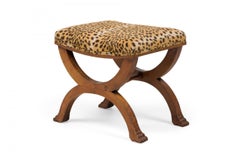 Banco tapizado Biedermeier austriaco con estampado de leopardo