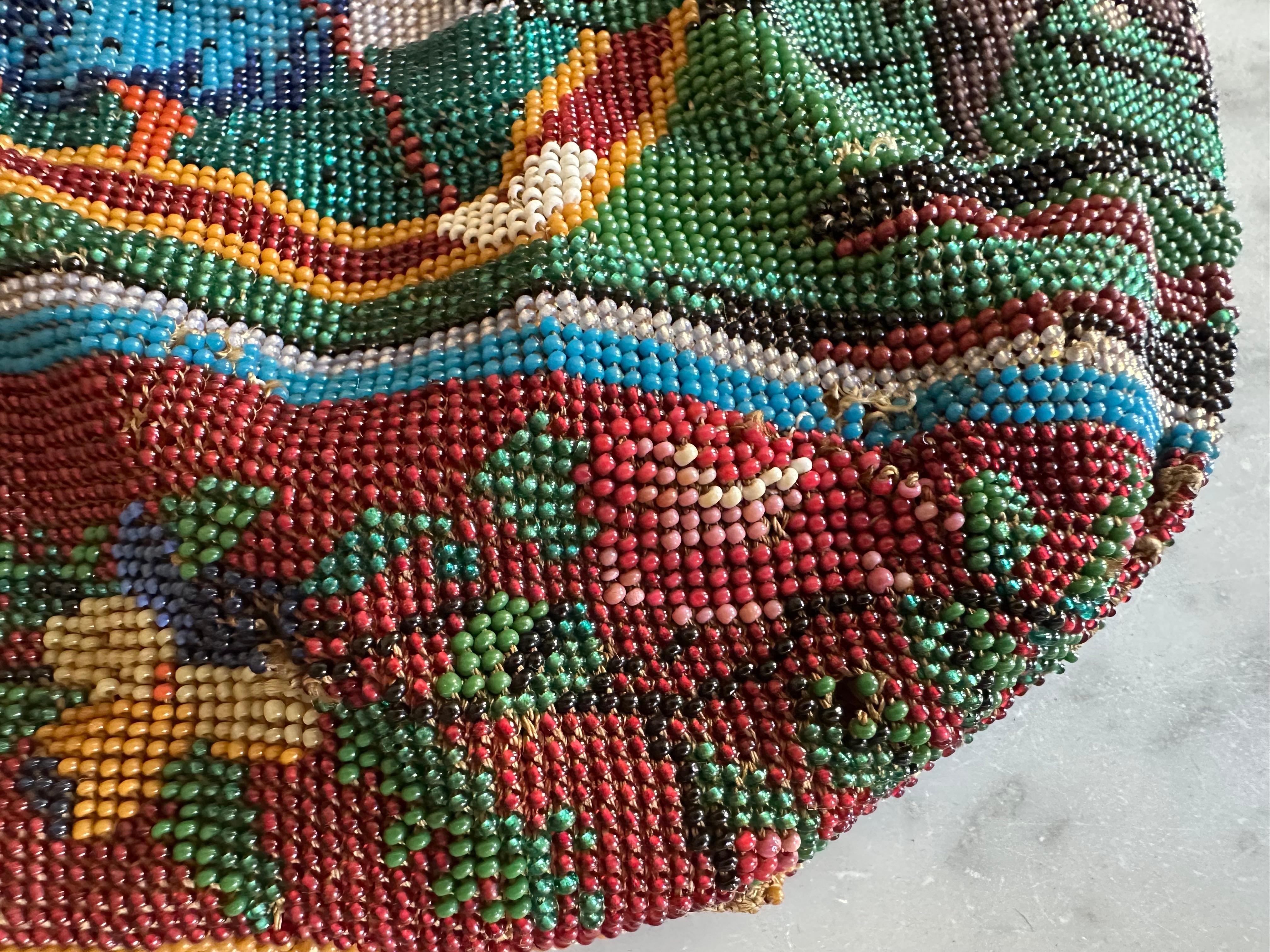 Sac en perles Biedermeier avec scène orientale - Handcraft du 19e siècle en vente 4