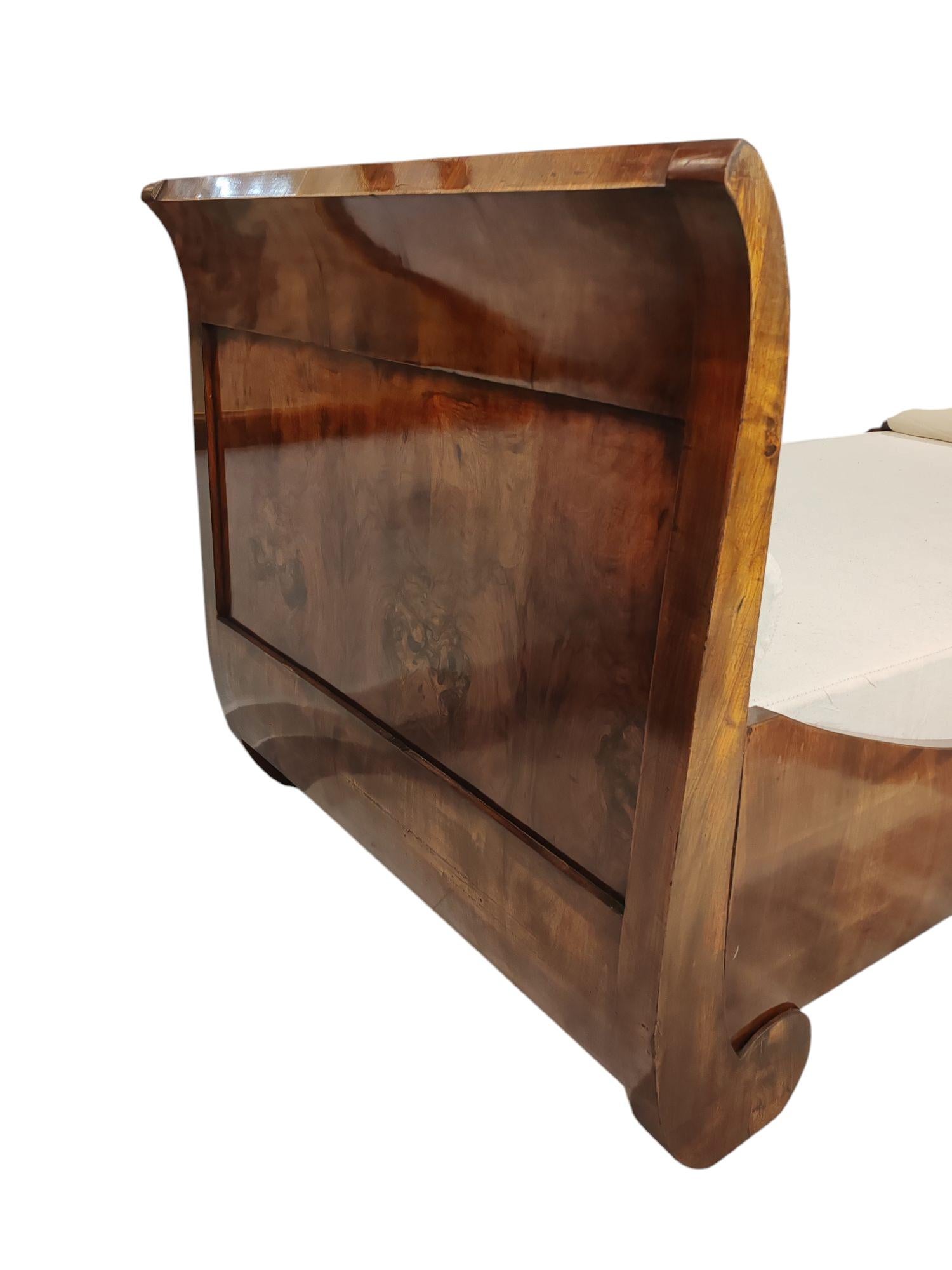 Austrian Biedermeier bed For Sale